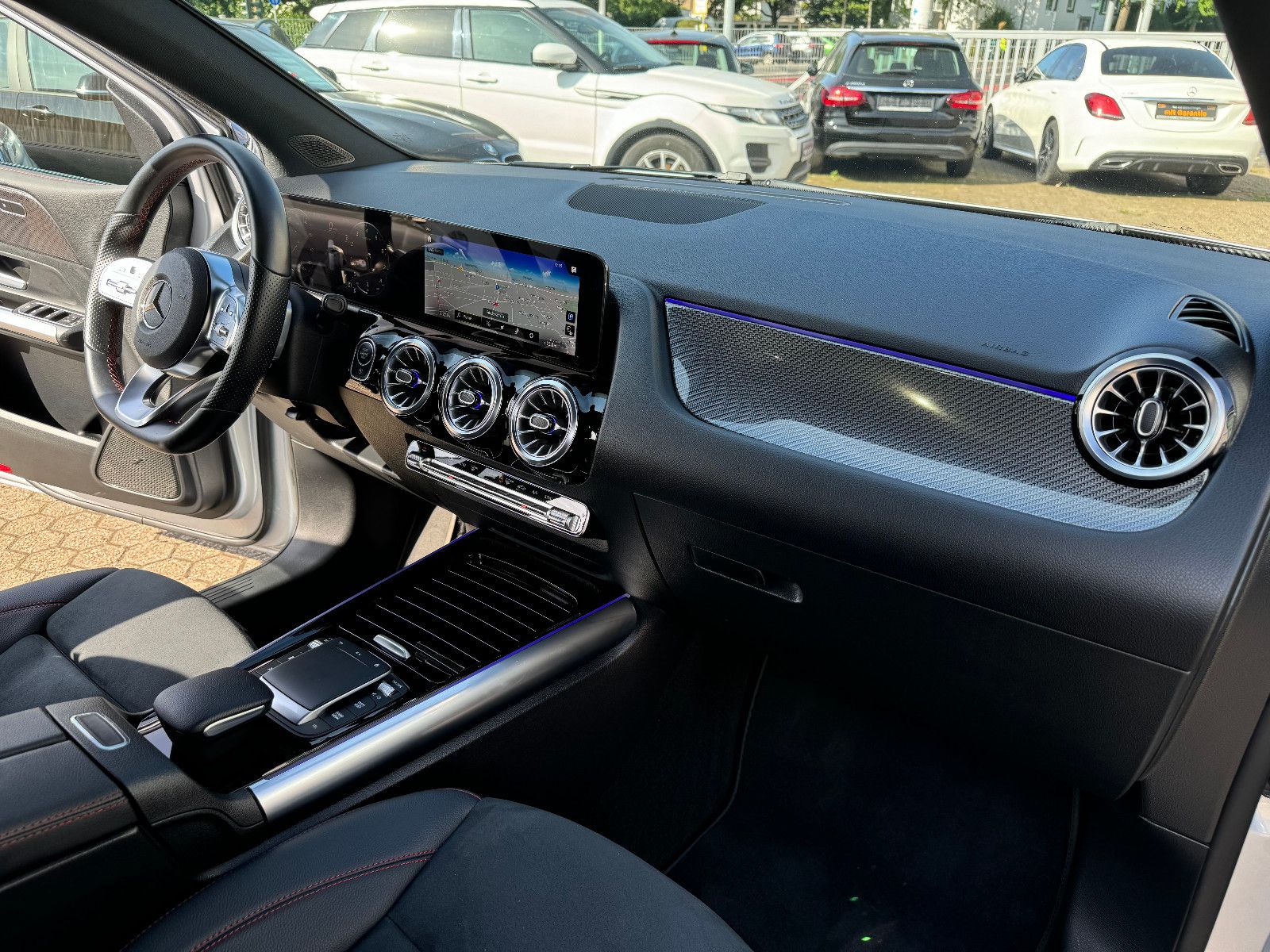 Fahrzeugabbildung Mercedes-Benz B 180 AMG LINE AMG NIGHT  Paket