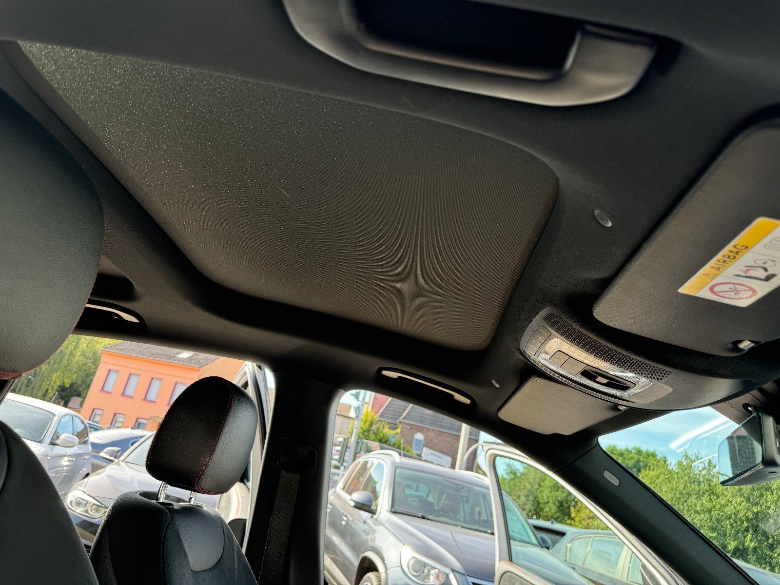Fahrzeugabbildung Mercedes-Benz B 180 AMG LINE AMG NIGHT  Paket