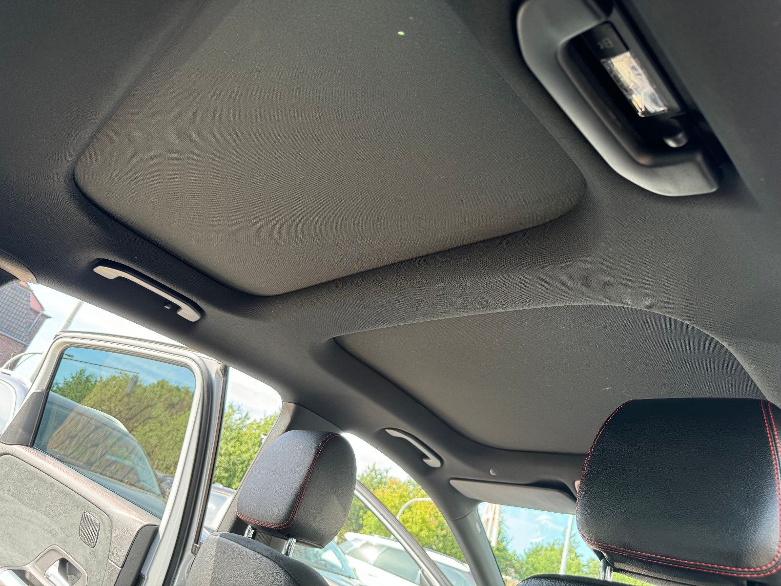 Fahrzeugabbildung Mercedes-Benz B 180 AMG LINE AMG NIGHT  Paket