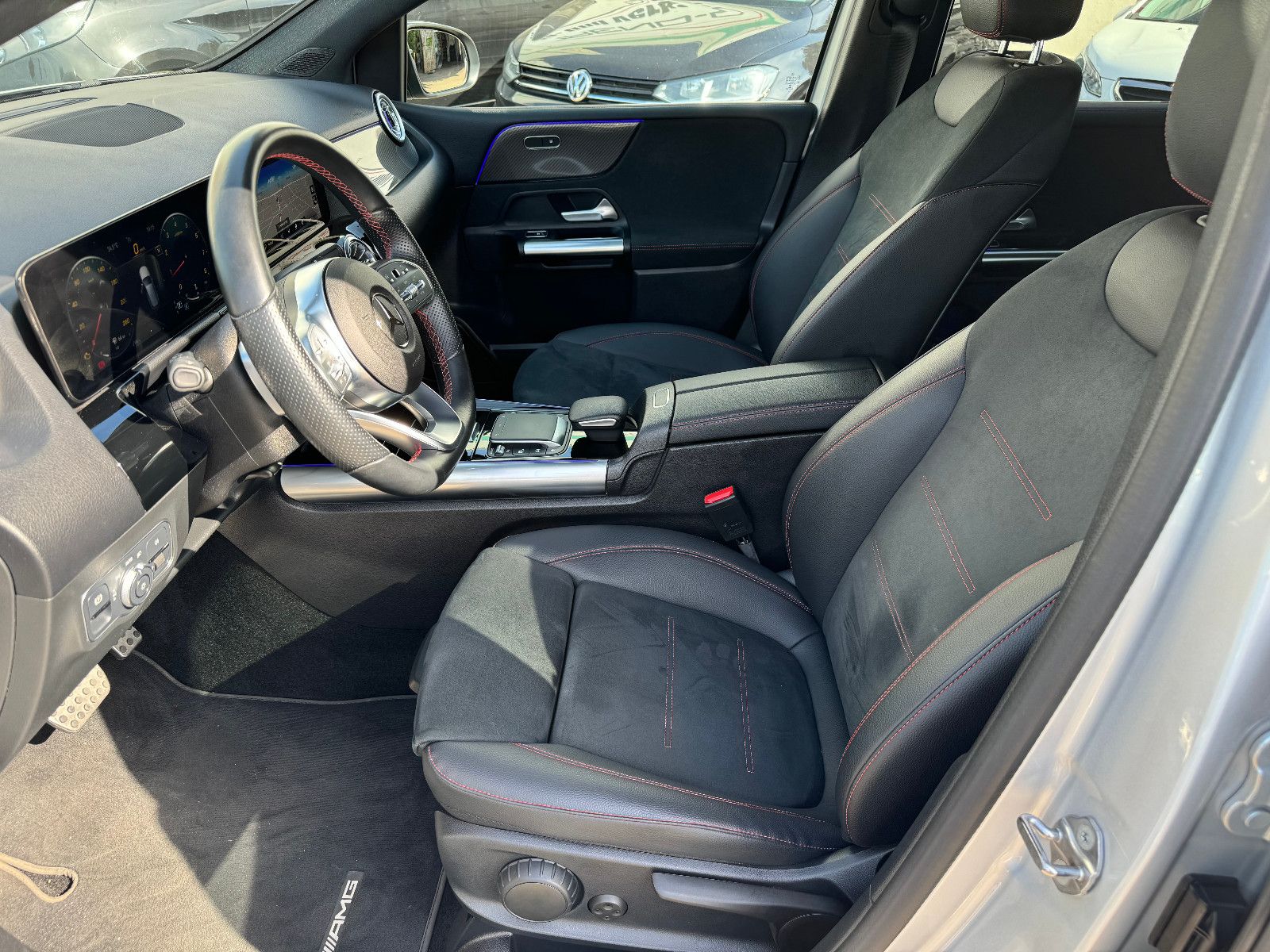 Fahrzeugabbildung Mercedes-Benz B 180 AMG LINE AMG NIGHT  Paket
