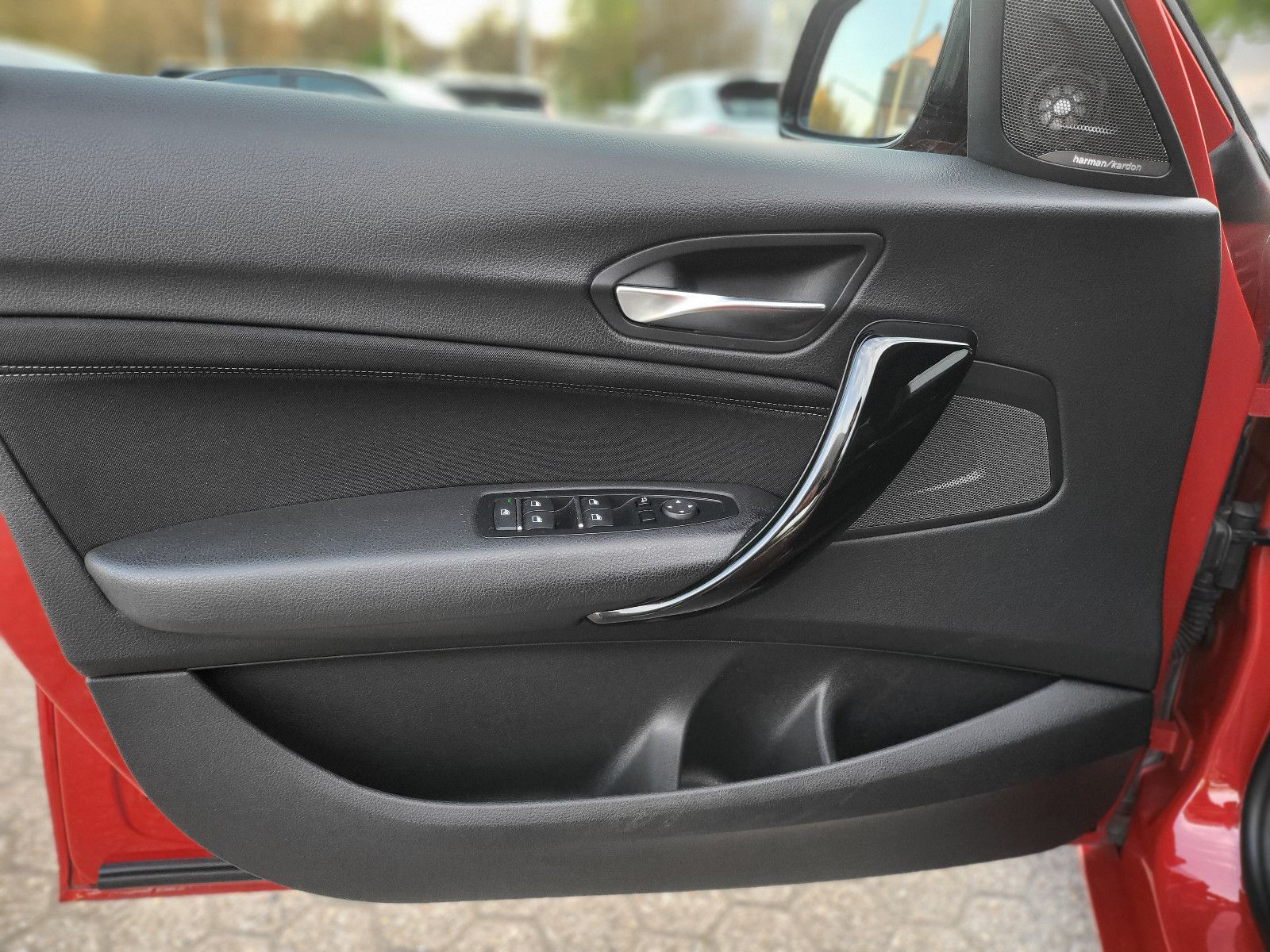 Fahrzeugabbildung BMW 116 d 1 Lim. Edition Sport*Harman Kardon*Navi*