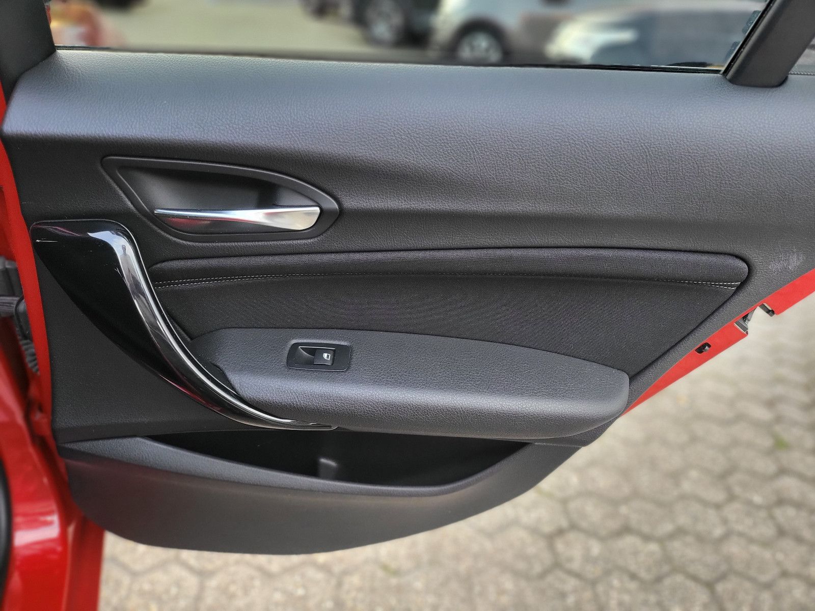 Fahrzeugabbildung BMW 116 d 1 Lim. Edition Sport*Harman Kardon*Navi*