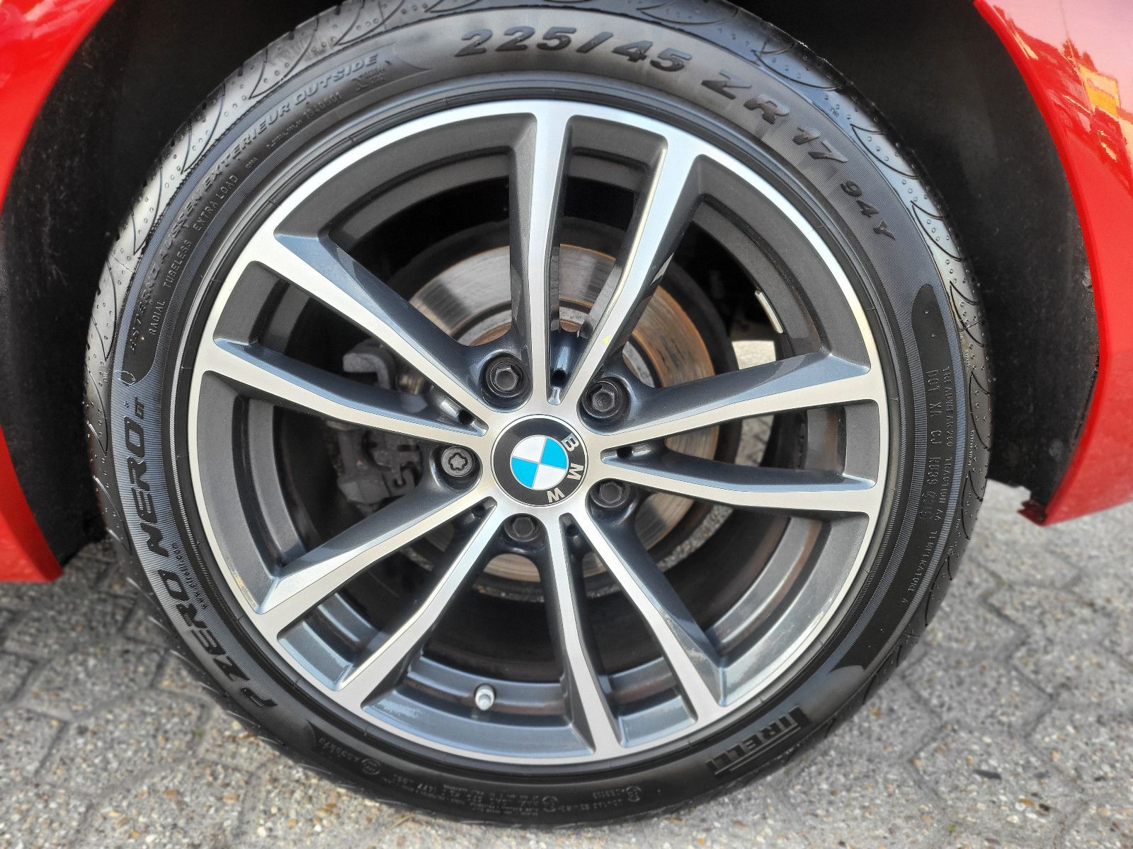 Fahrzeugabbildung BMW 116 d 1 Lim. Edition Sport*Harman Kardon*Navi*