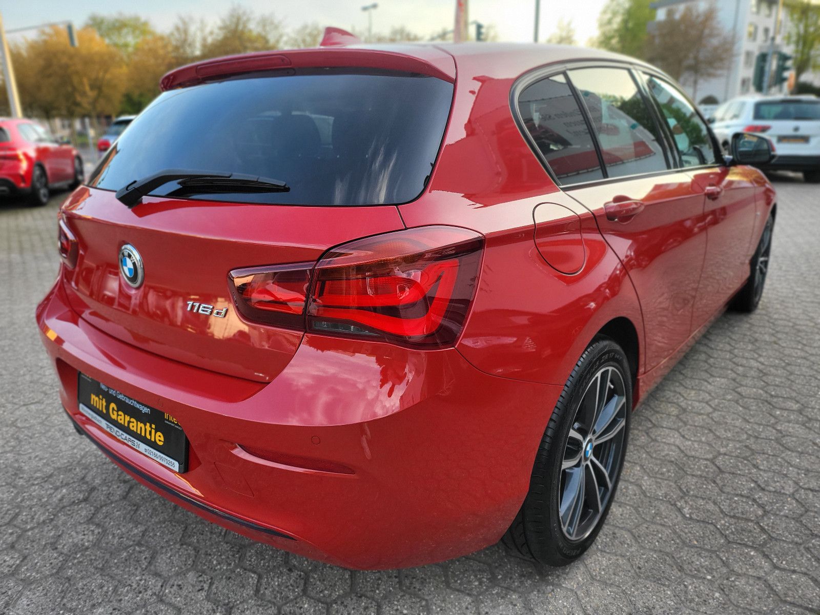 Fahrzeugabbildung BMW 116 d 1 Lim. Edition Sport*Harman Kardon*Navi*