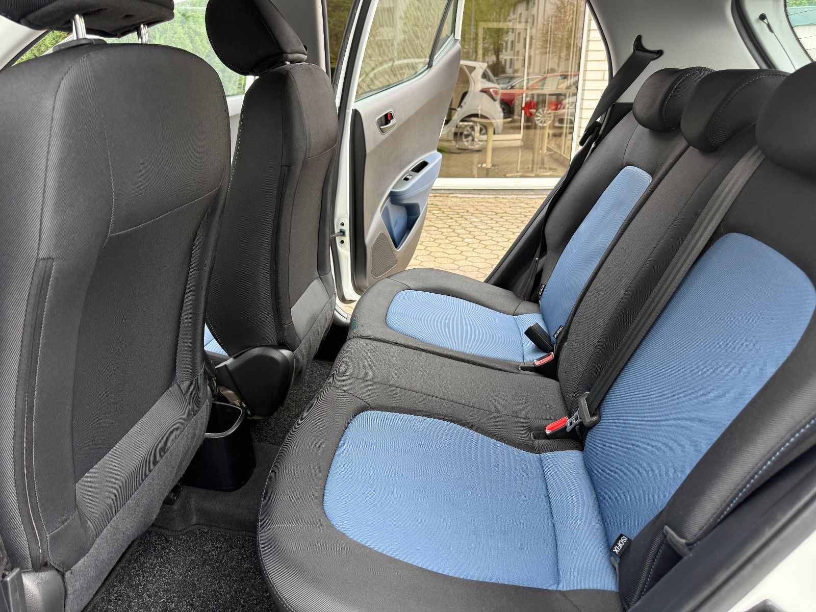 Fahrzeugabbildung Hyundai i10 Trend
