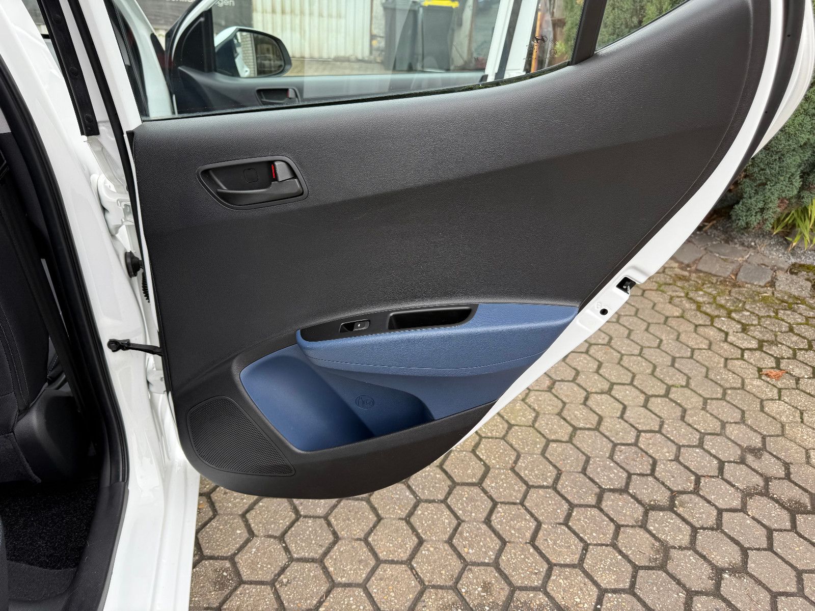 Fahrzeugabbildung Hyundai i10 Trend