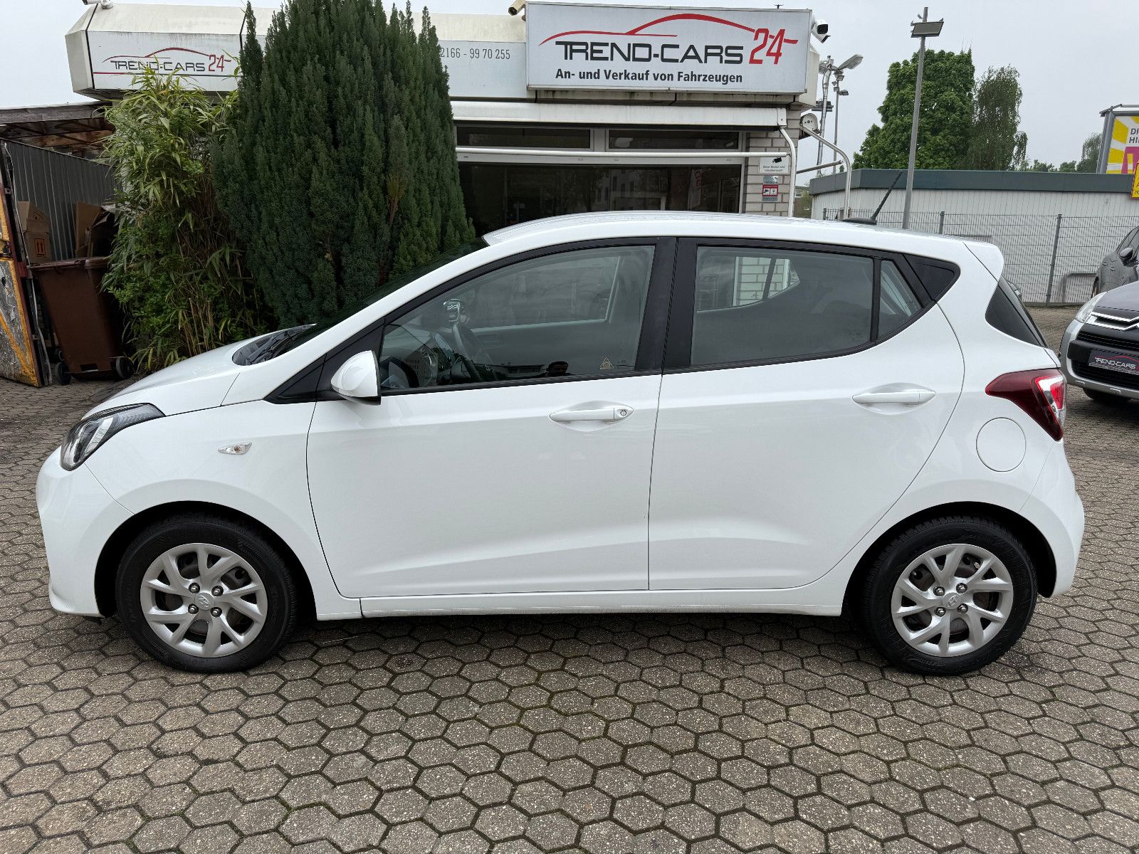 Fahrzeugabbildung Hyundai i10 Trend