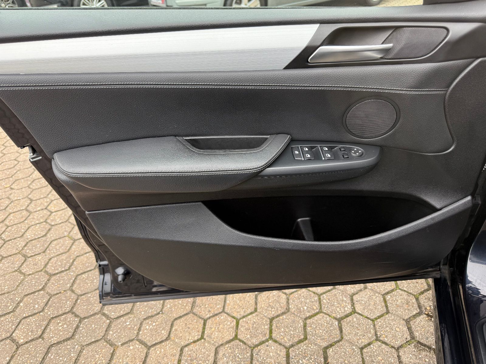 Fahrzeugabbildung BMW X3 xDrive 35 d*Pano*Leder*headup*M-Paket*