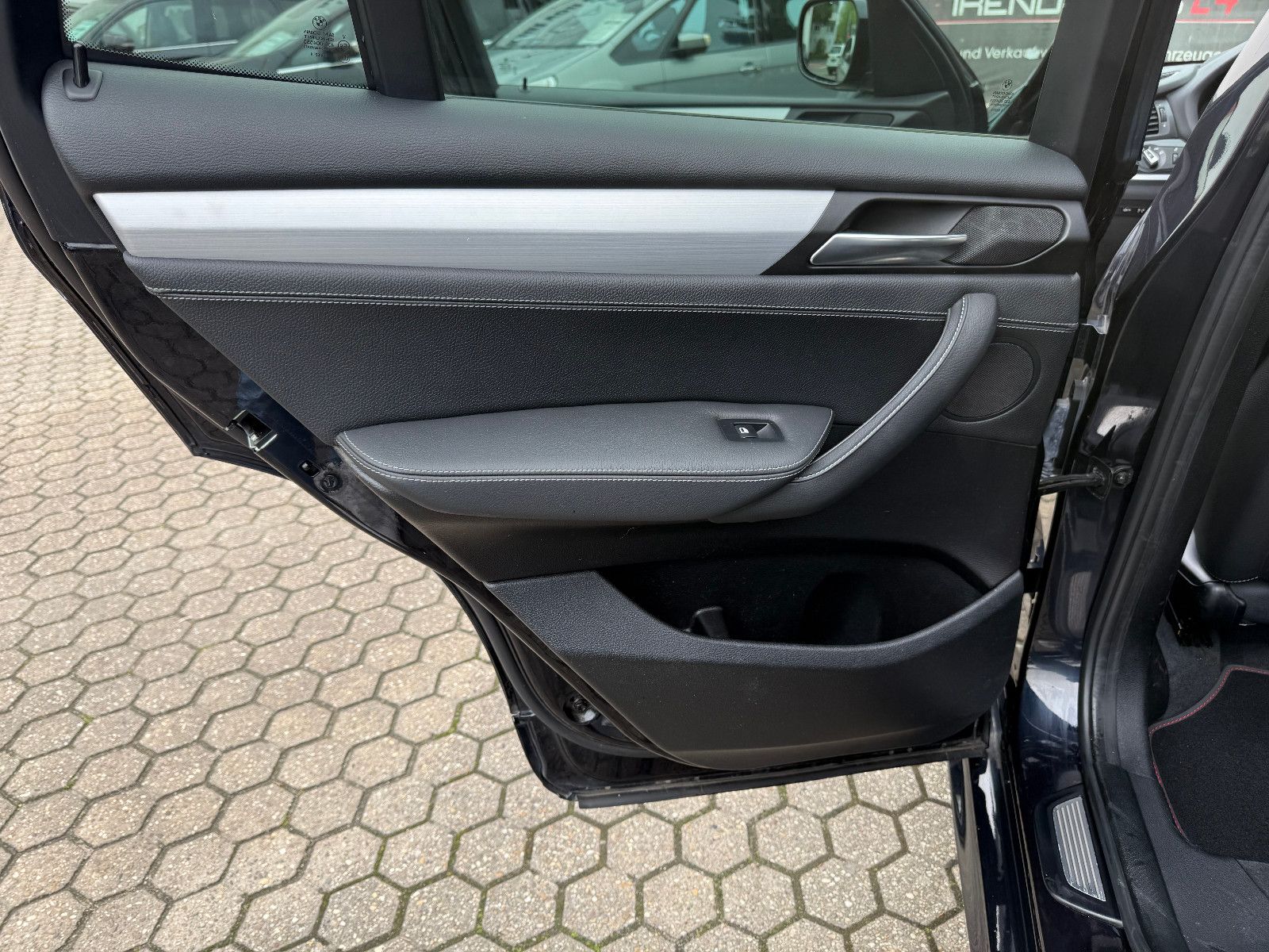 Fahrzeugabbildung BMW X3 xDrive 35 d*Pano*Leder*headup*M-Paket*
