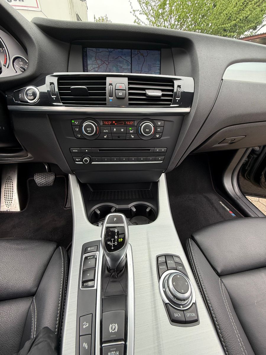 Fahrzeugabbildung BMW X3 xDrive 35 d*Pano*Leder*headup*M-Paket*