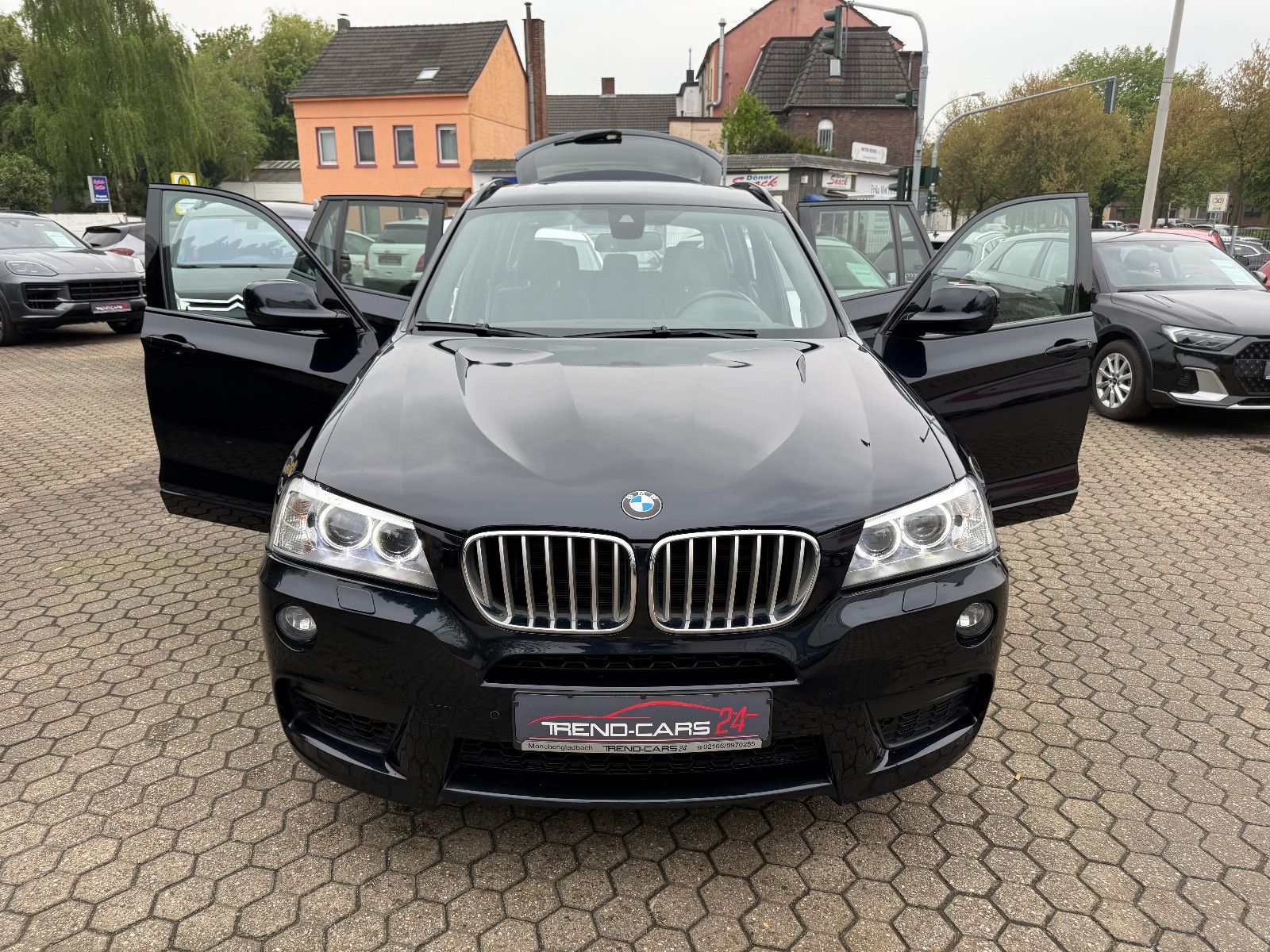 Fahrzeugabbildung BMW X3 xDrive 35 d*Pano*Leder*headup*M-Paket*