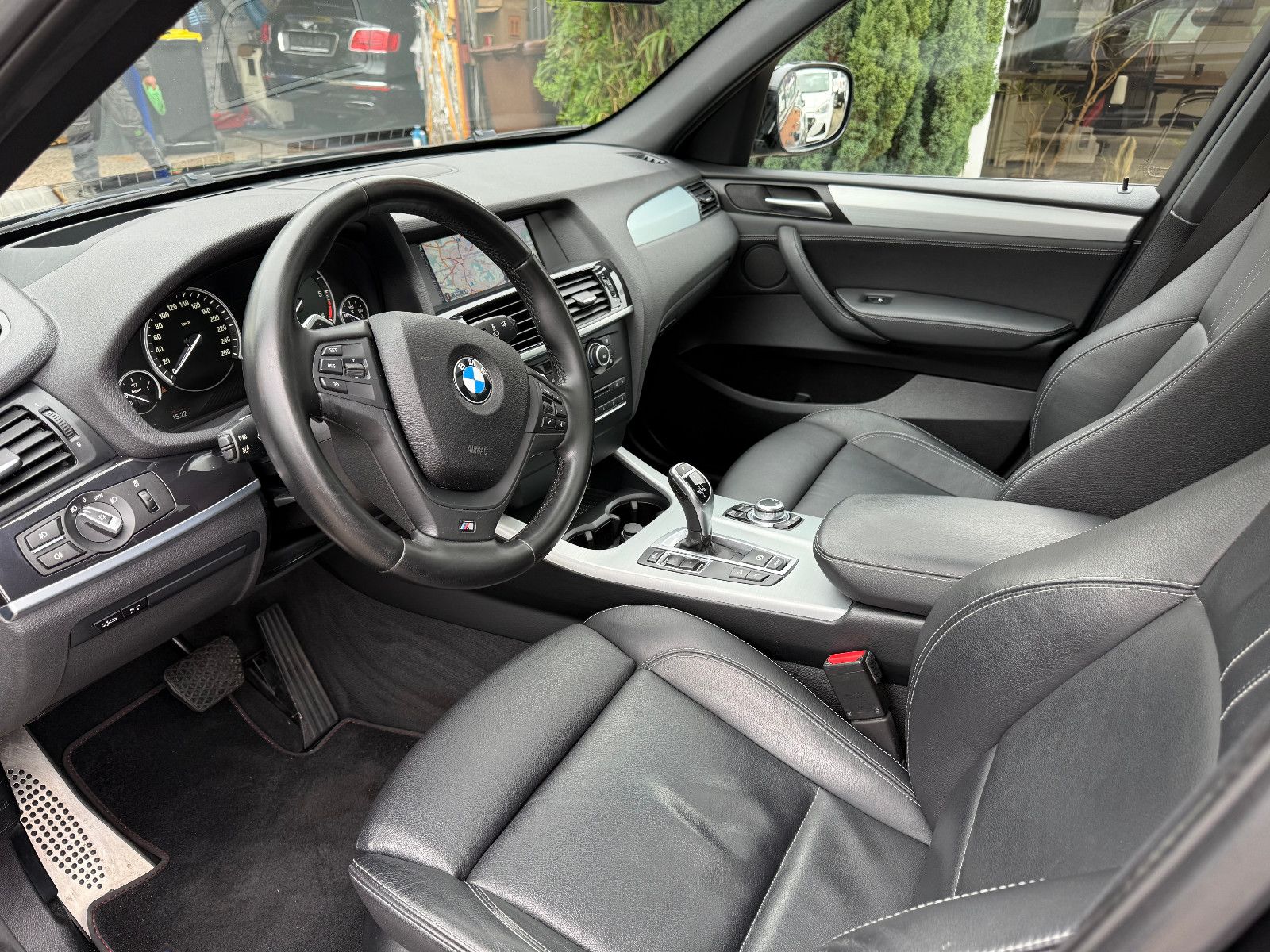 Fahrzeugabbildung BMW X3 xDrive 35 d*Pano*Leder*headup*M-Paket*