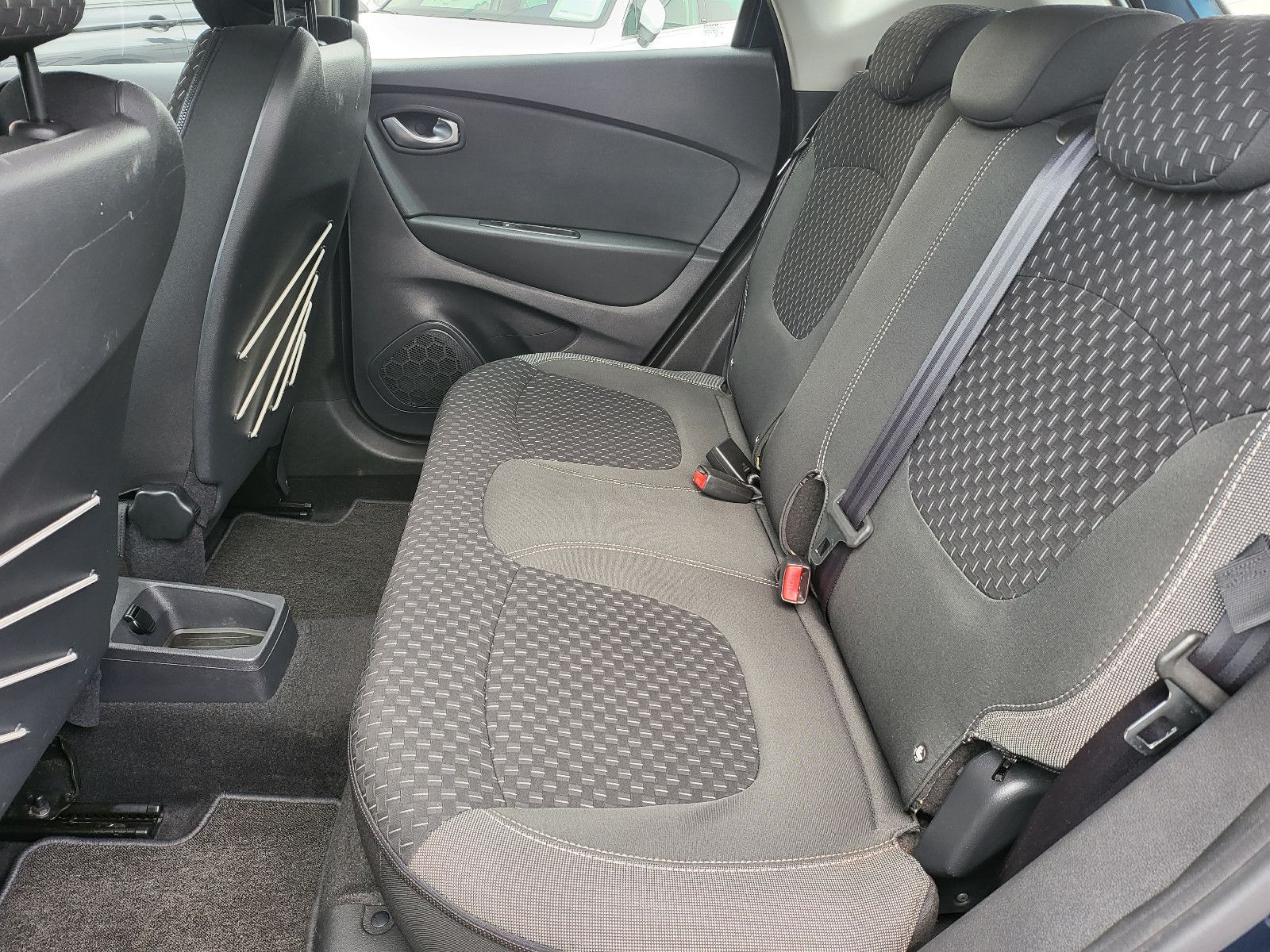 Fahrzeugabbildung Renault Captur Intens