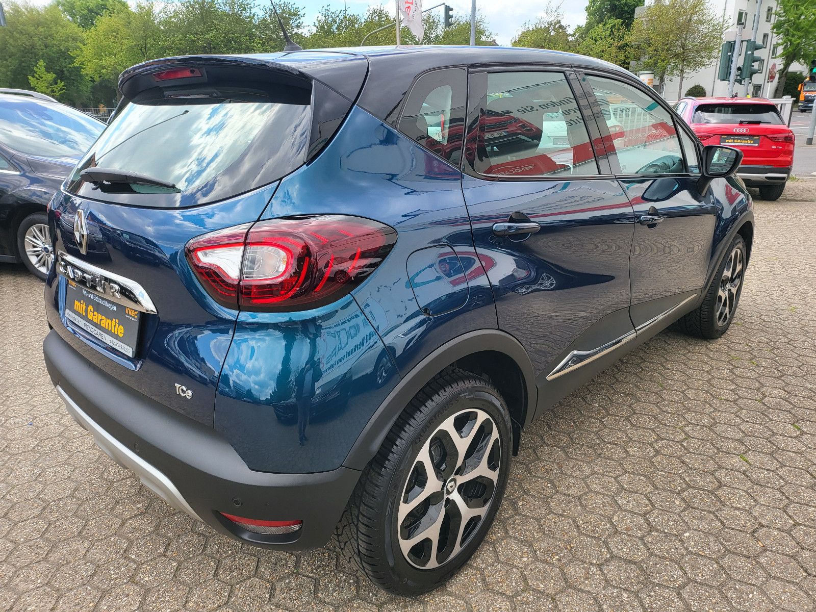 Fahrzeugabbildung Renault Captur Intens