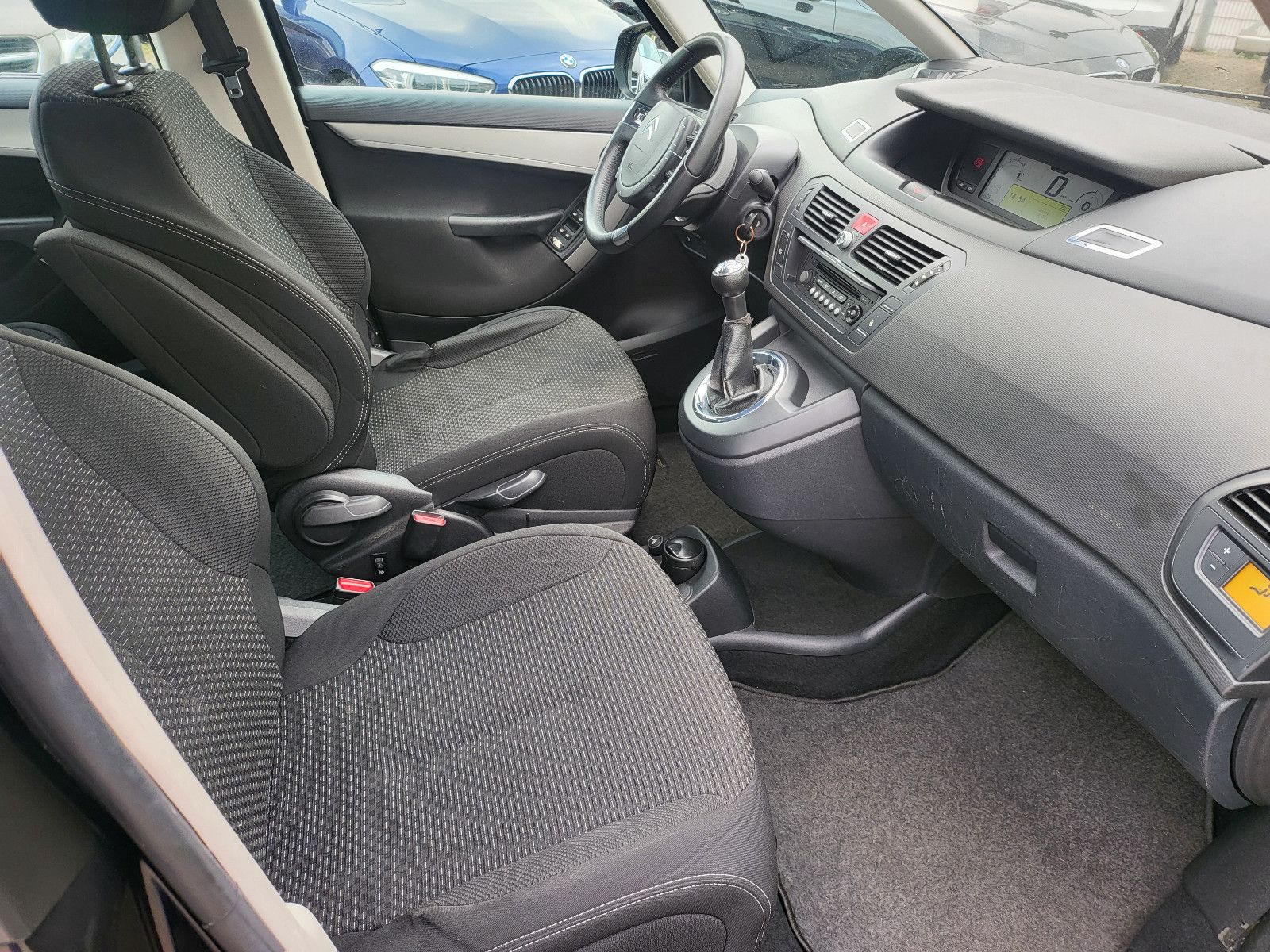 Fahrzeugabbildung Citroën Grand C4 Picasso Tendance 7 Sitzer