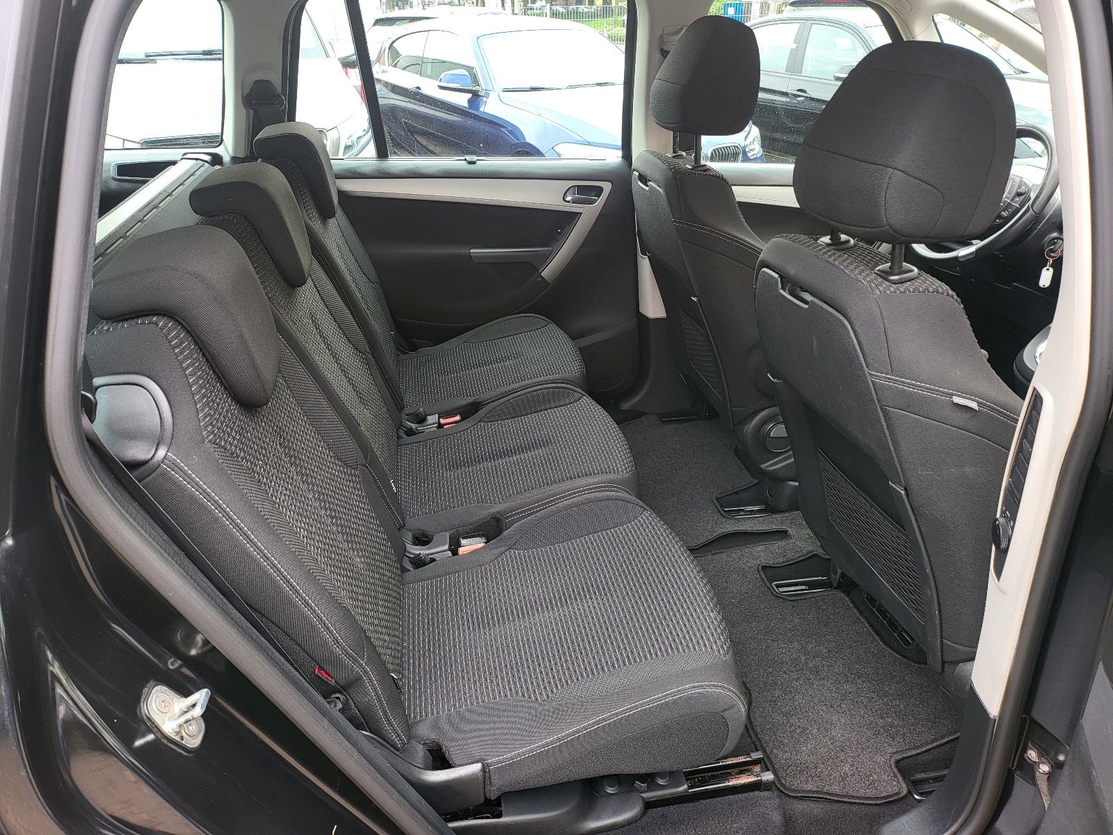 Fahrzeugabbildung Citroën Grand C4 Picasso Tendance 7 Sitzer