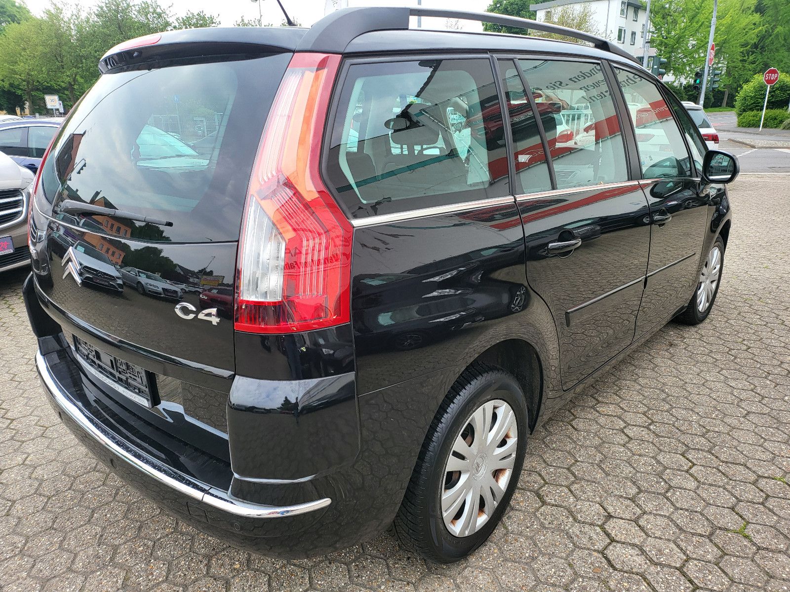 Fahrzeugabbildung Citroën Grand C4 Picasso Tendance 7 Sitzer