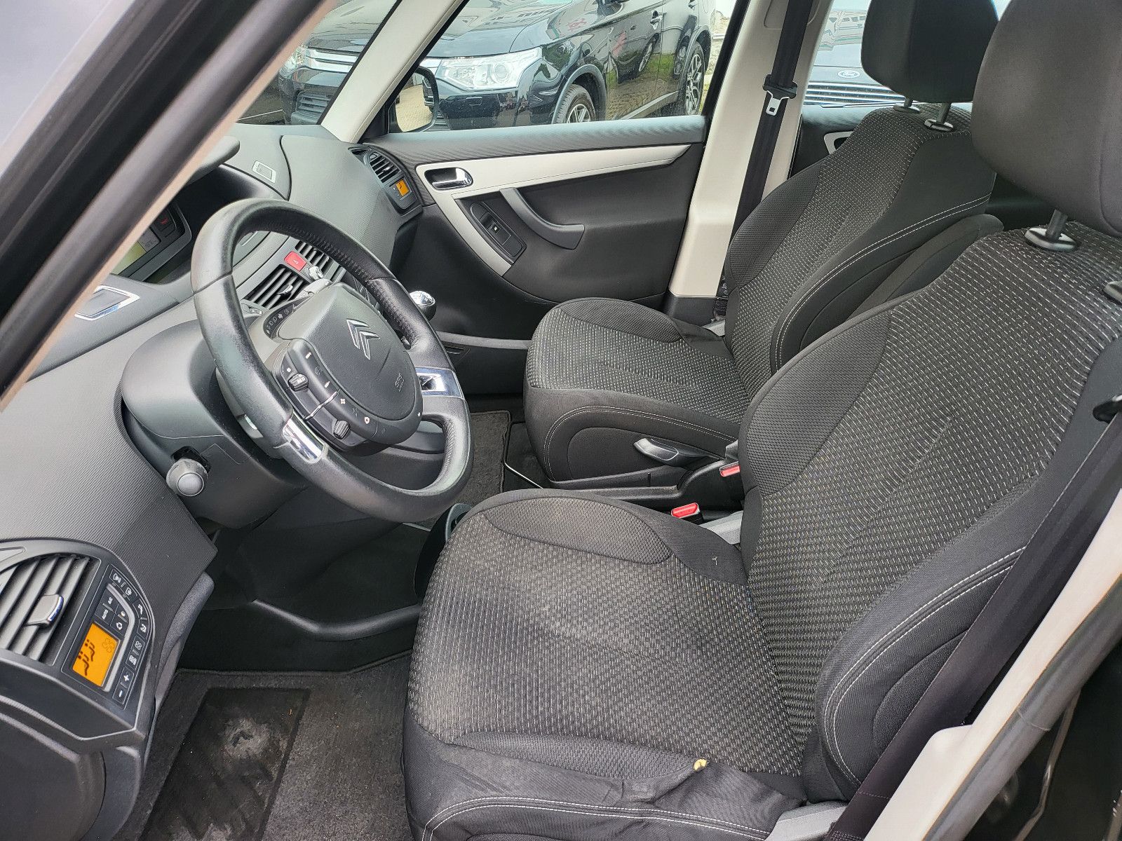Fahrzeugabbildung Citroën Grand C4 Picasso Tendance 7 Sitzer