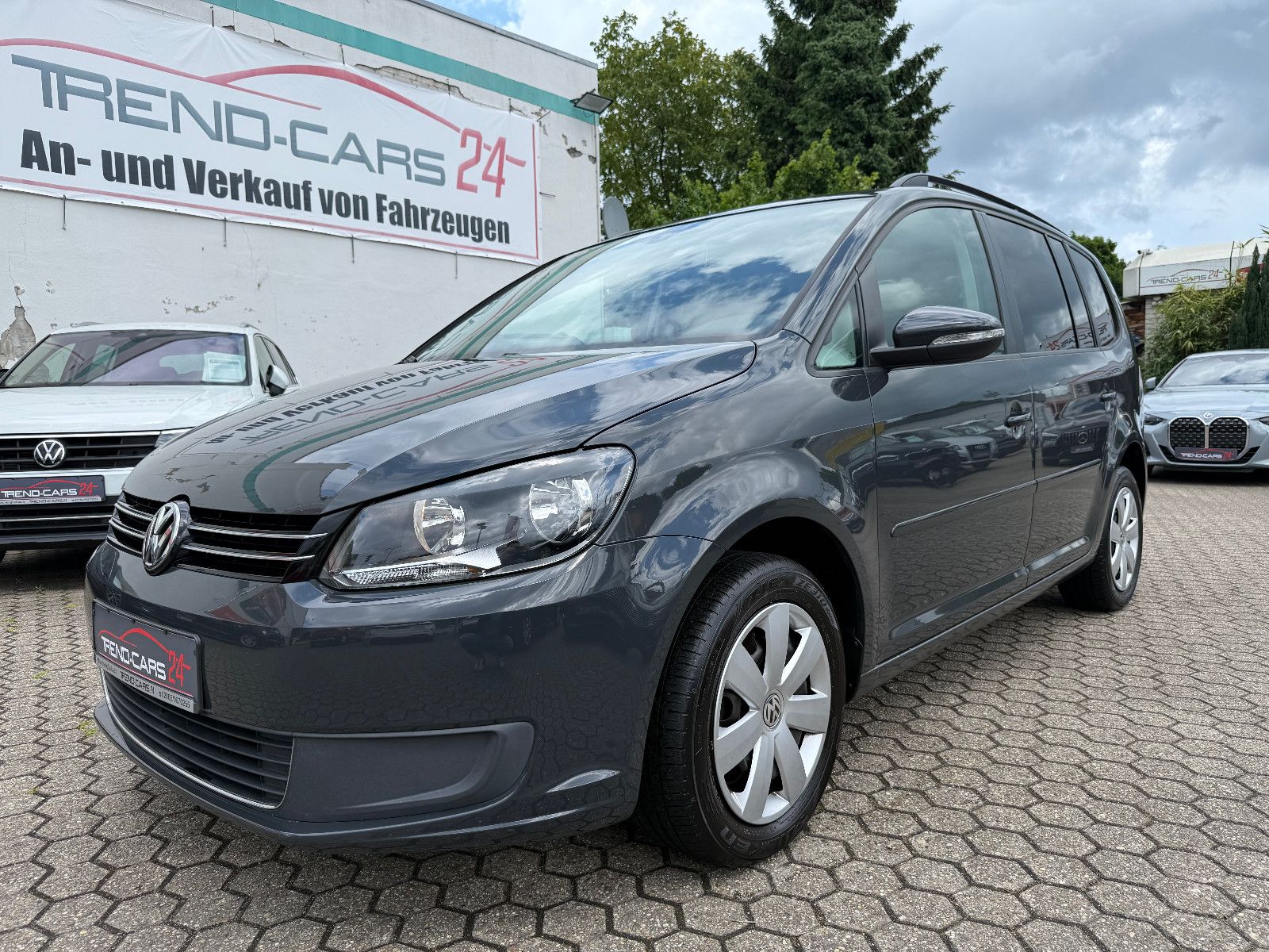 Volkswagen Touran Comfortline*1 Hand*Tempomat*7Sitzer*