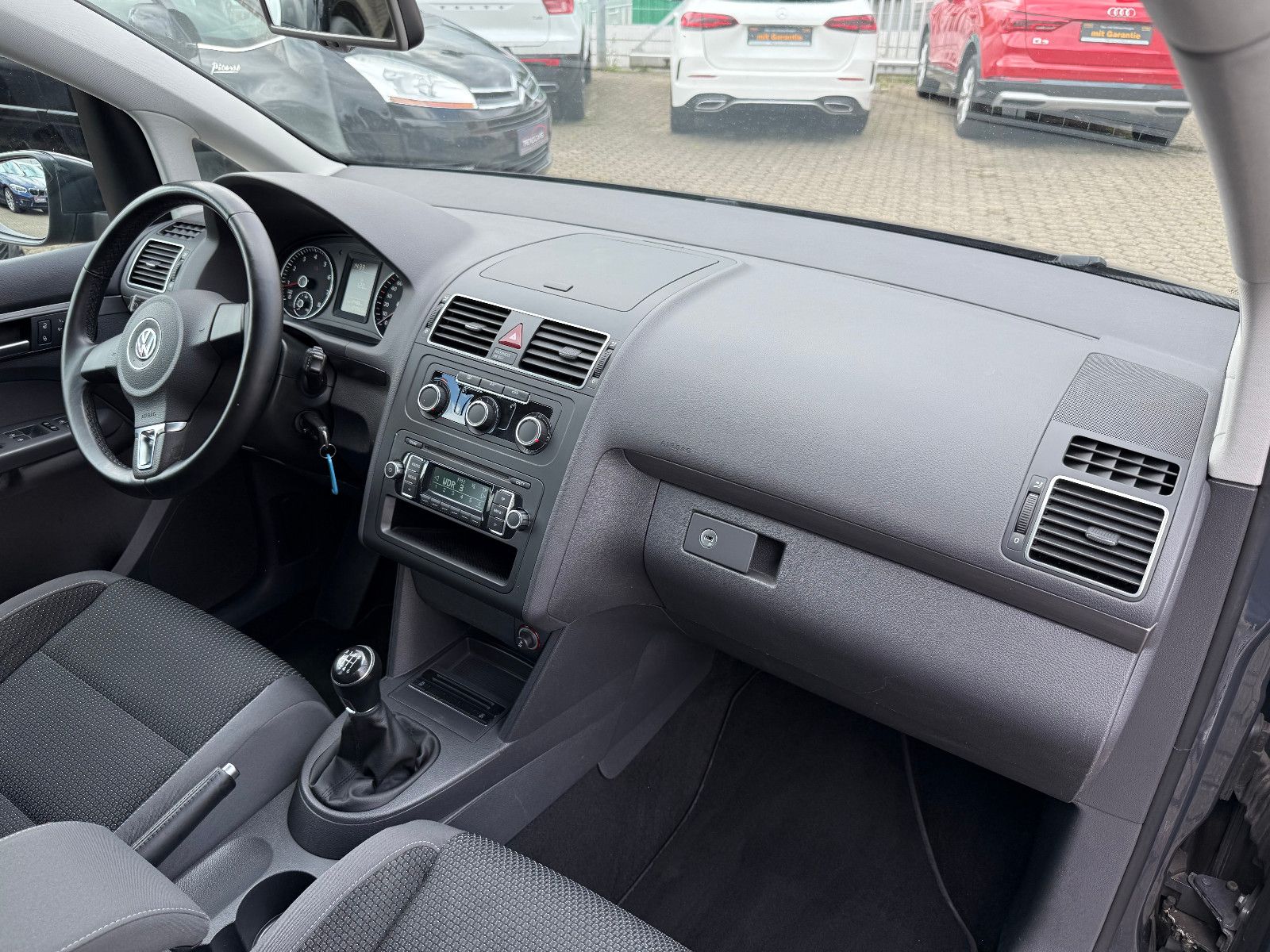 Fahrzeugabbildung Volkswagen Touran Comfortline*1 Hand*Tempomat*7Sitzer*