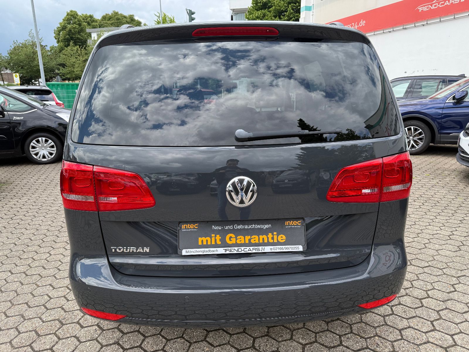 Fahrzeugabbildung Volkswagen Touran Comfortline*1 Hand*Tempomat*7Sitzer*