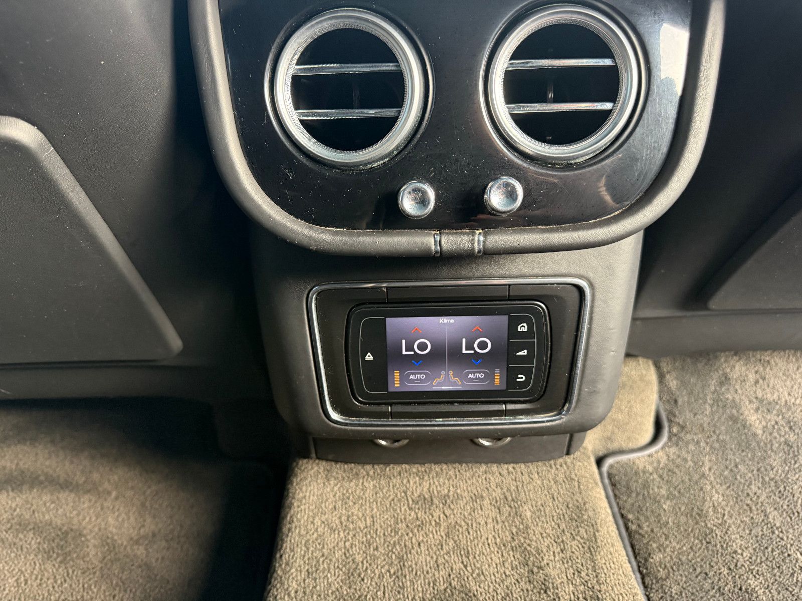 Fahrzeugabbildung Bentley Bentayga 6.0 W12 4WD*FirstEdition* Voll*