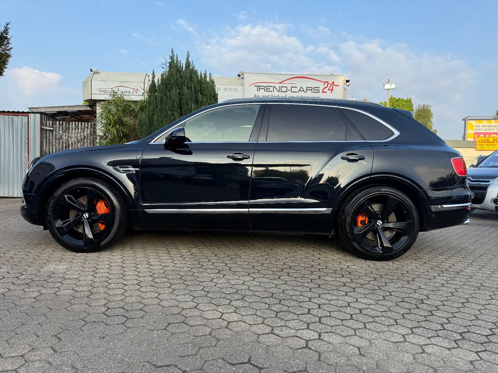 Fahrzeugabbildung Bentley Bentayga 6.0 W12 4WD*FirstEdition* Voll*