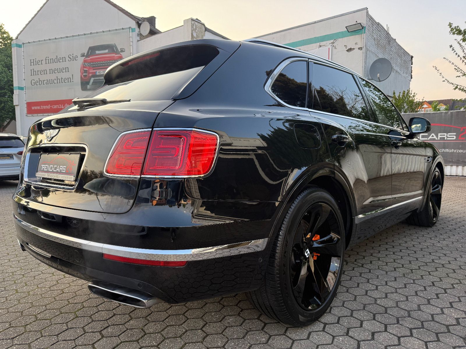 Fahrzeugabbildung Bentley Bentayga 6.0 W12 4WD*FirstEdition* Voll*
