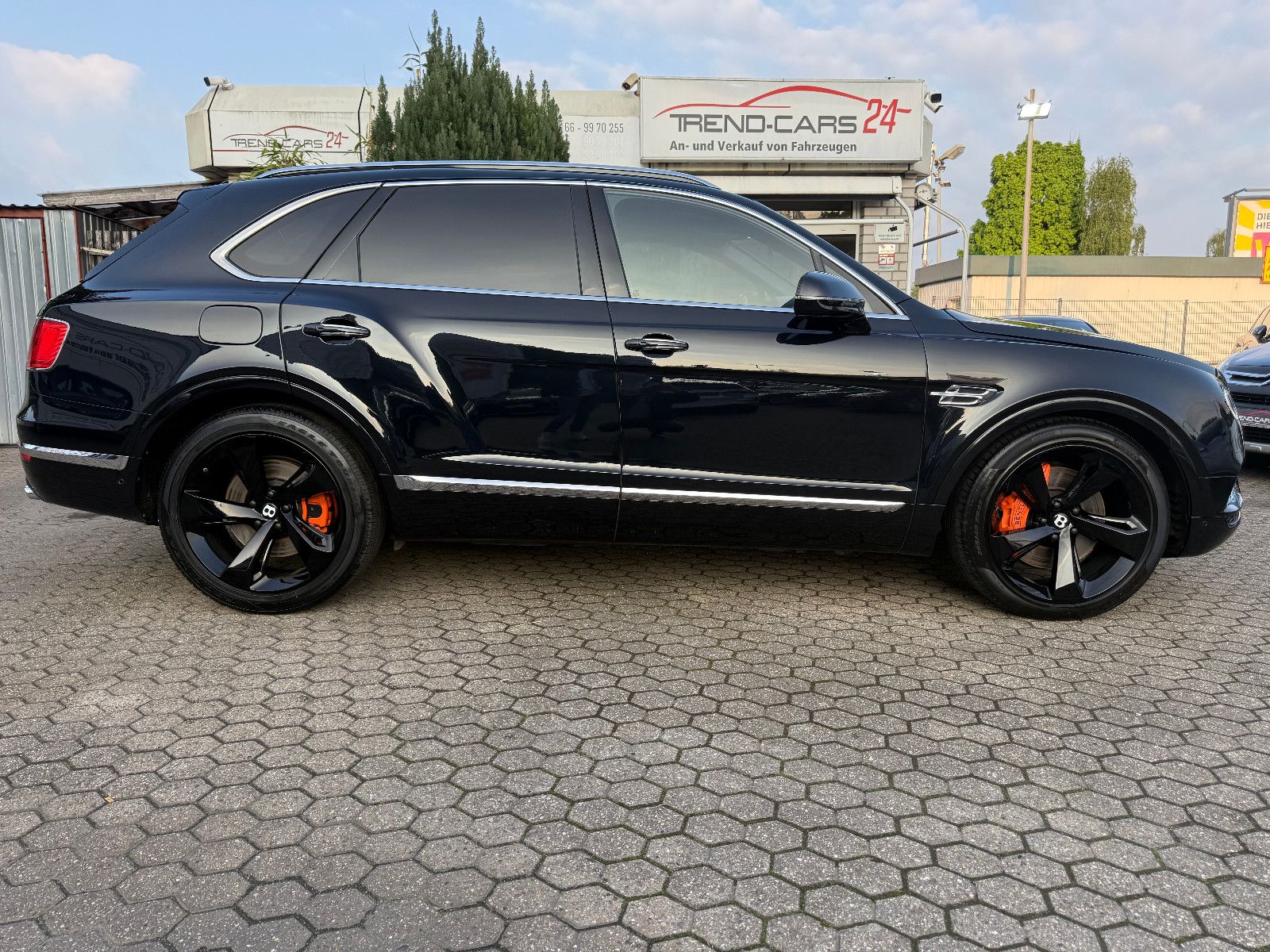 Fahrzeugabbildung Bentley Bentayga 6.0 W12 4WD*FirstEdition* Voll*