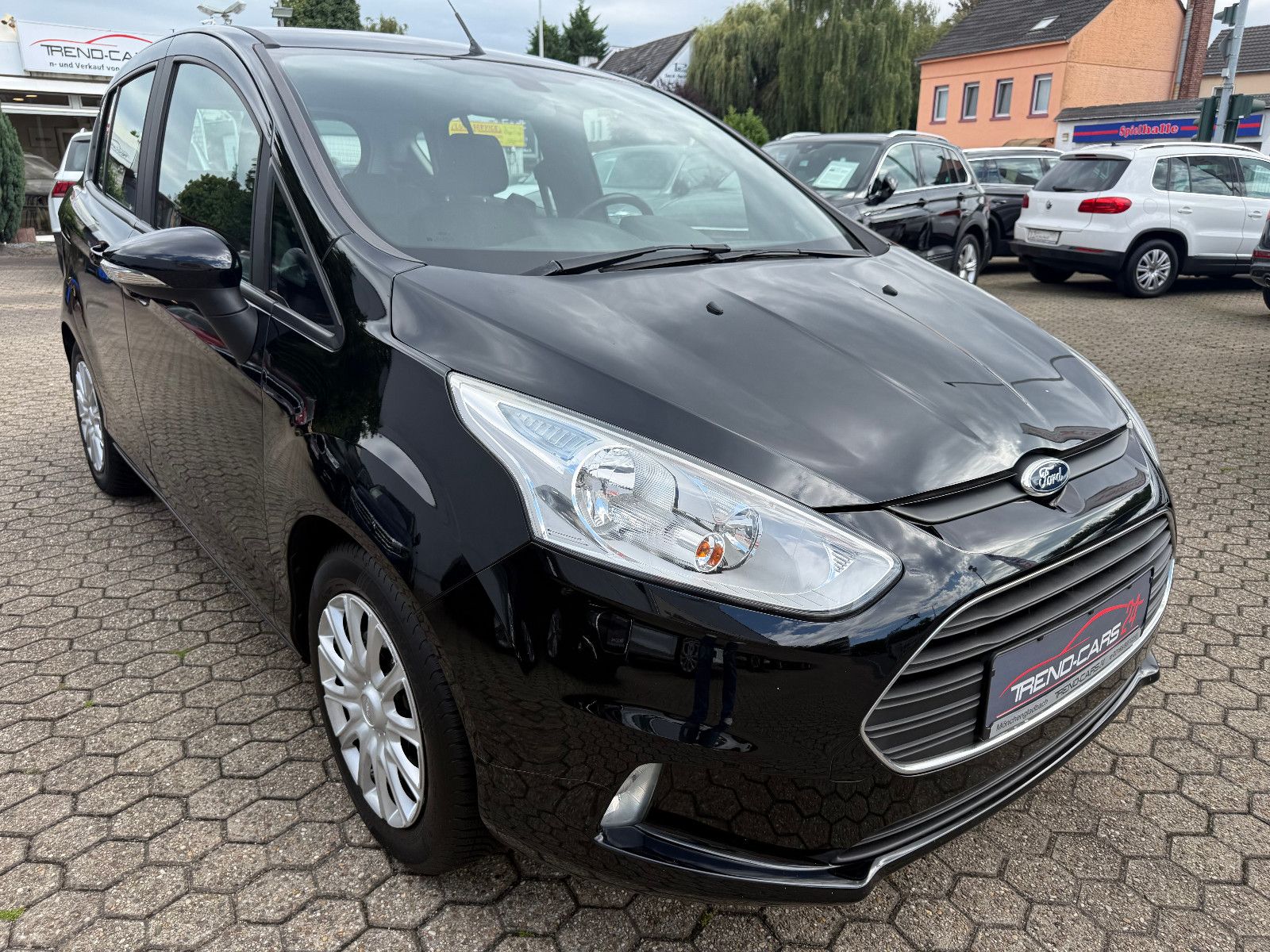 Fahrzeugabbildung Ford B-Max B-MAX Trend*AHK*