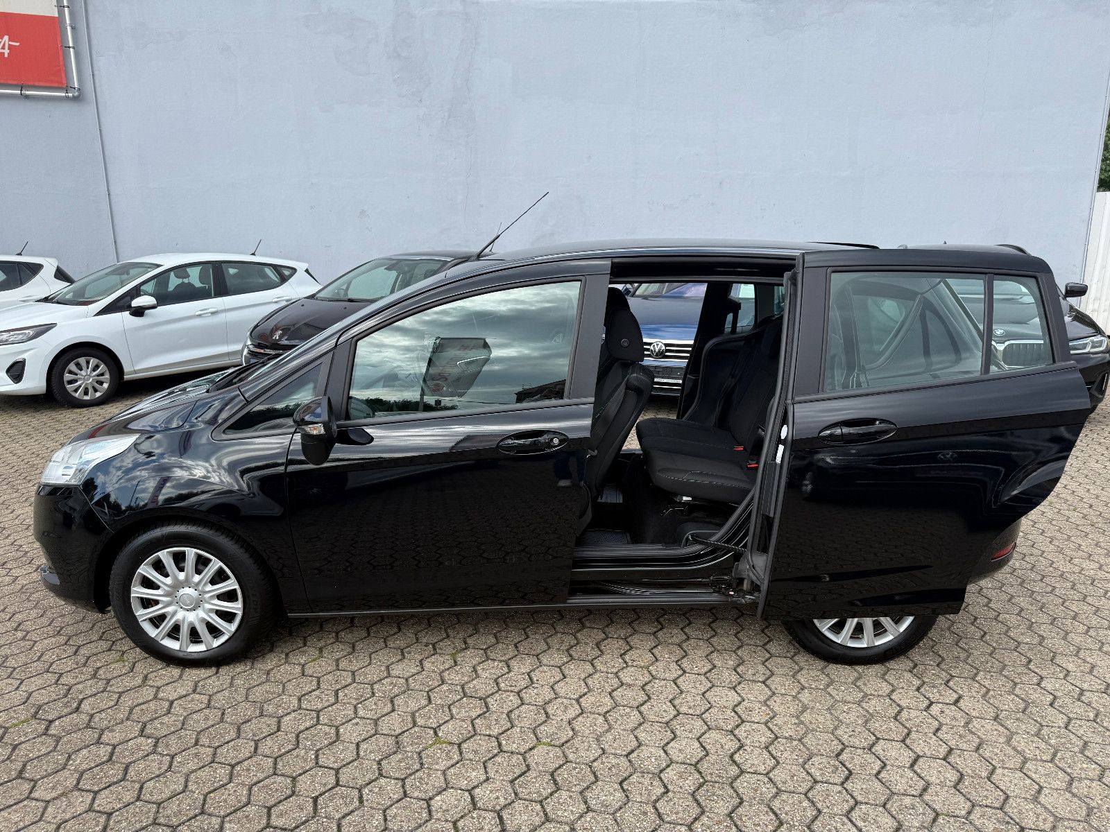 Fahrzeugabbildung Ford B-Max B-MAX Trend*AHK*