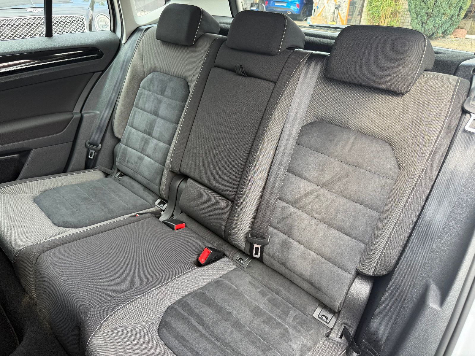 Fahrzeugabbildung Volkswagen Golf SportsvanVII Lounge*Sehr gepflegt*Klima*AHK
