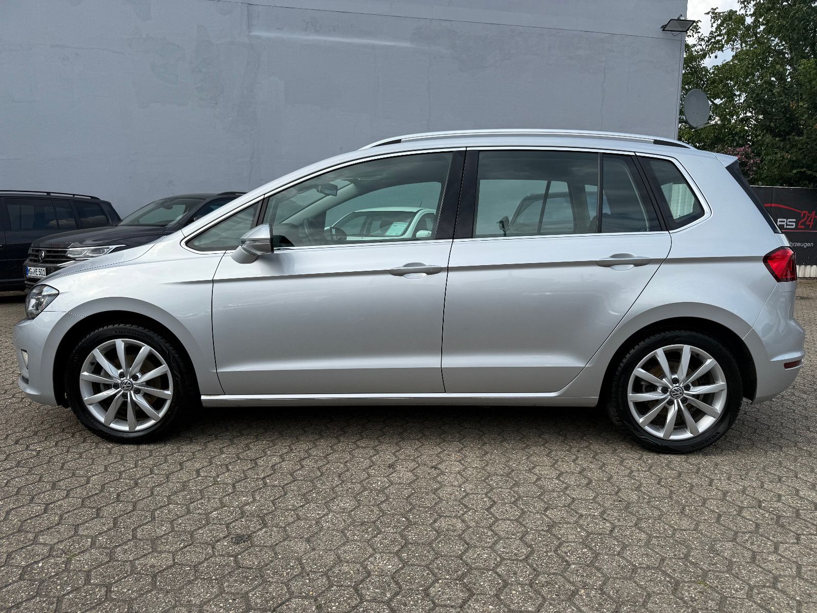 Fahrzeugabbildung Volkswagen Golf SportsvanVII Lounge*Sehr gepflegt*Klima*AHK