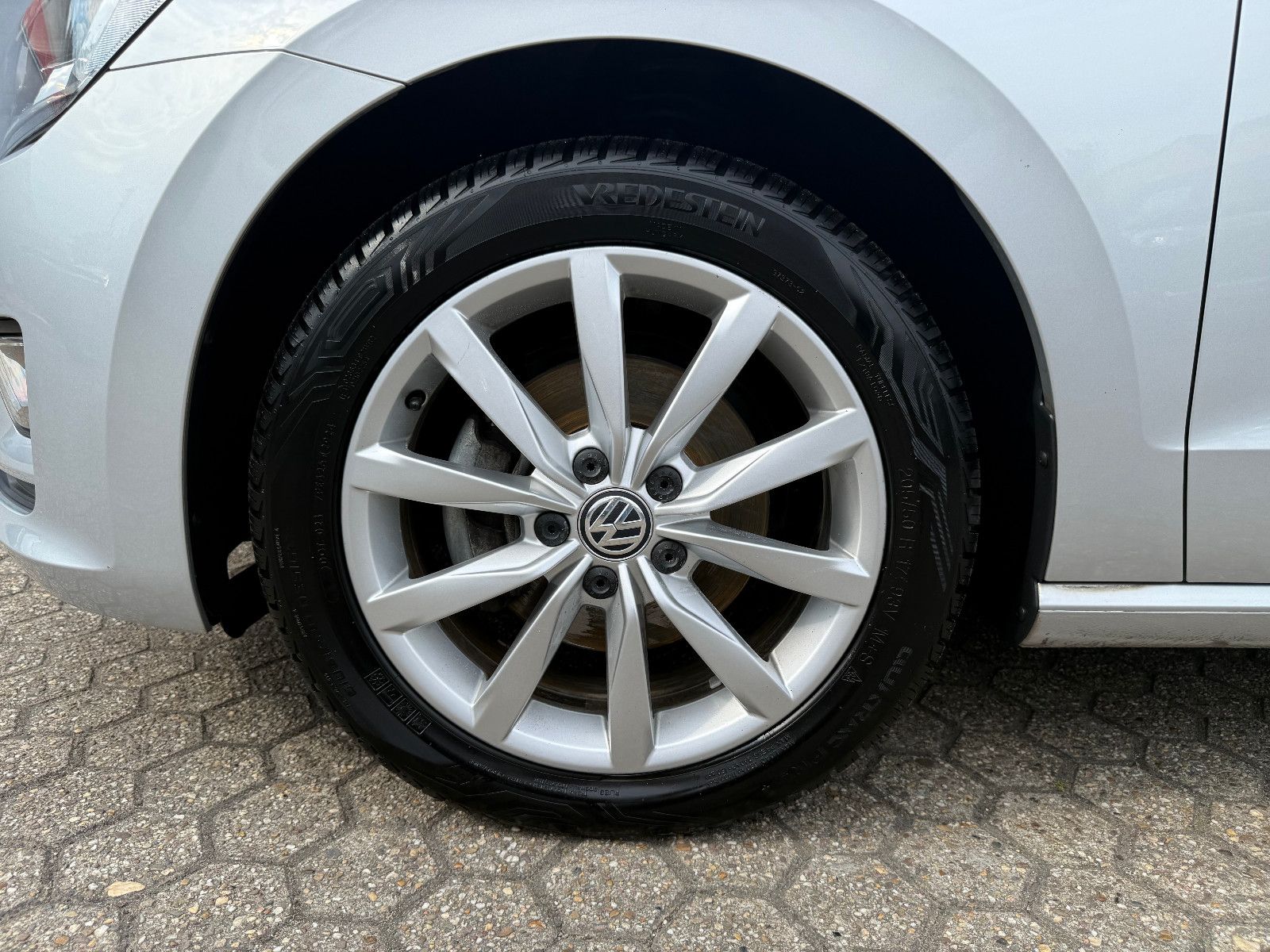 Fahrzeugabbildung Volkswagen Golf SportsvanVII Lounge*Sehr gepflegt*Klima*AHK