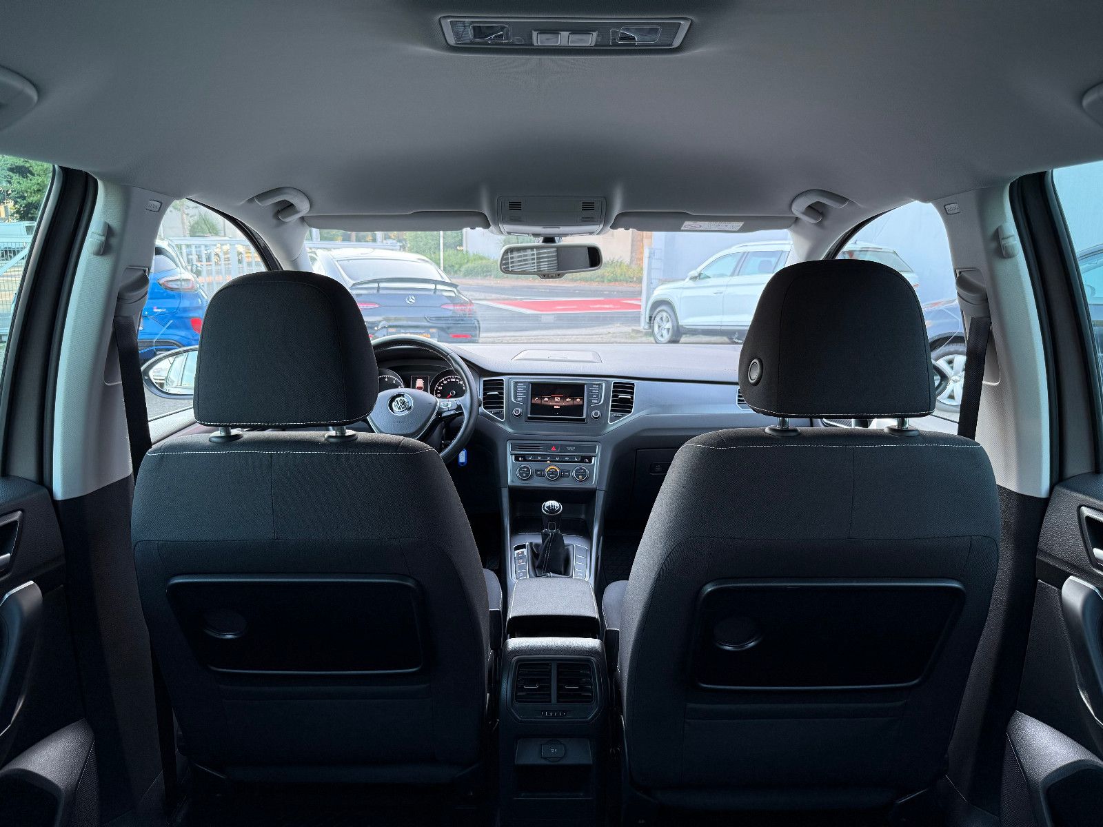 Fahrzeugabbildung Volkswagen Golf SportsvanVII Highline lounge*Klima*Tempomat
