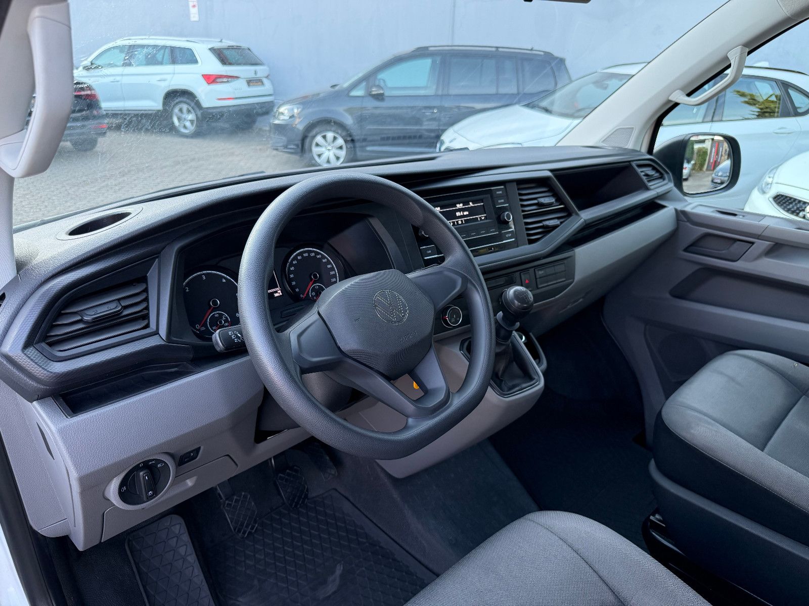 Fahrzeugabbildung Volkswagen T6.1*Radstand 3000 mm*Klima*Service Neu bei VW*