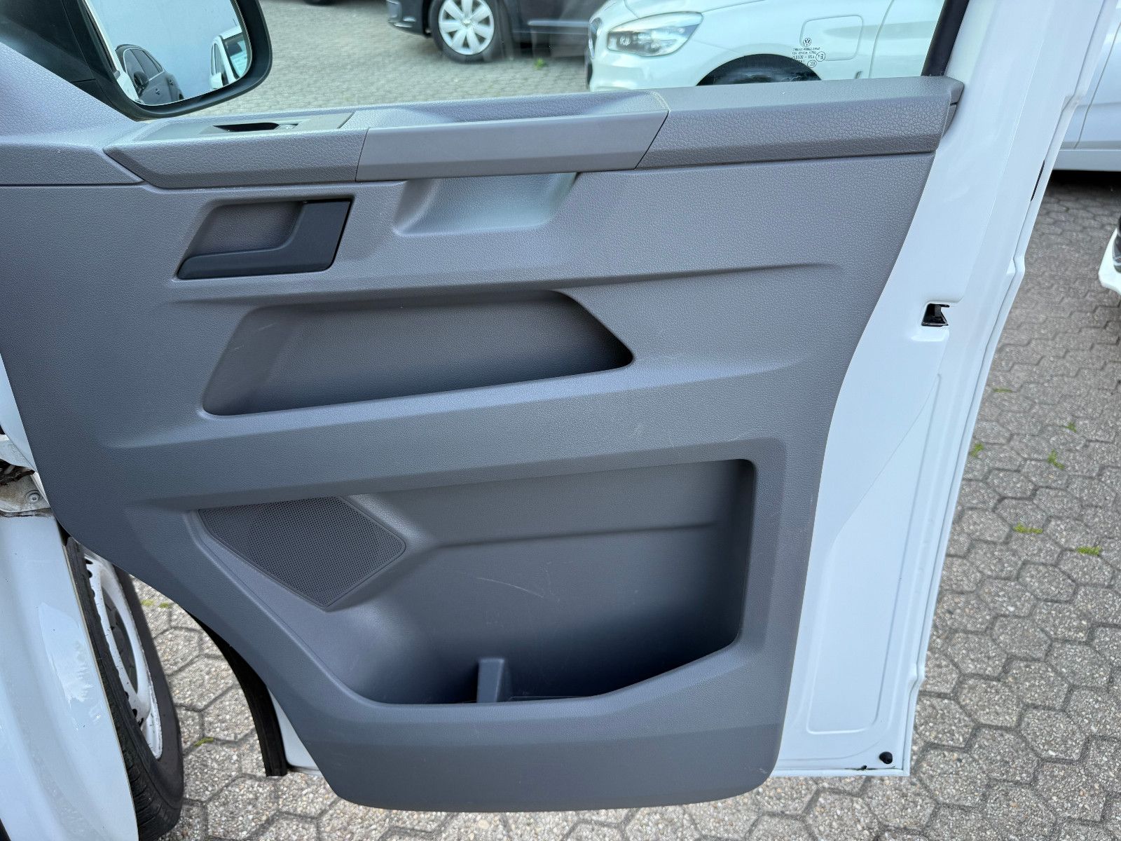 Fahrzeugabbildung Volkswagen T6.1*Radstand 3000 mm*Klima*Service Neu bei VW*