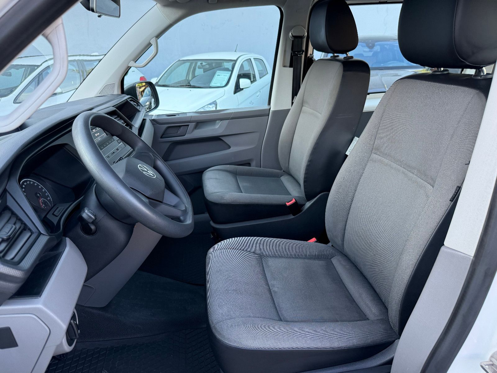 Fahrzeugabbildung Volkswagen T6.1*Radstand 3000 mm*Klima*Service Neu bei VW*