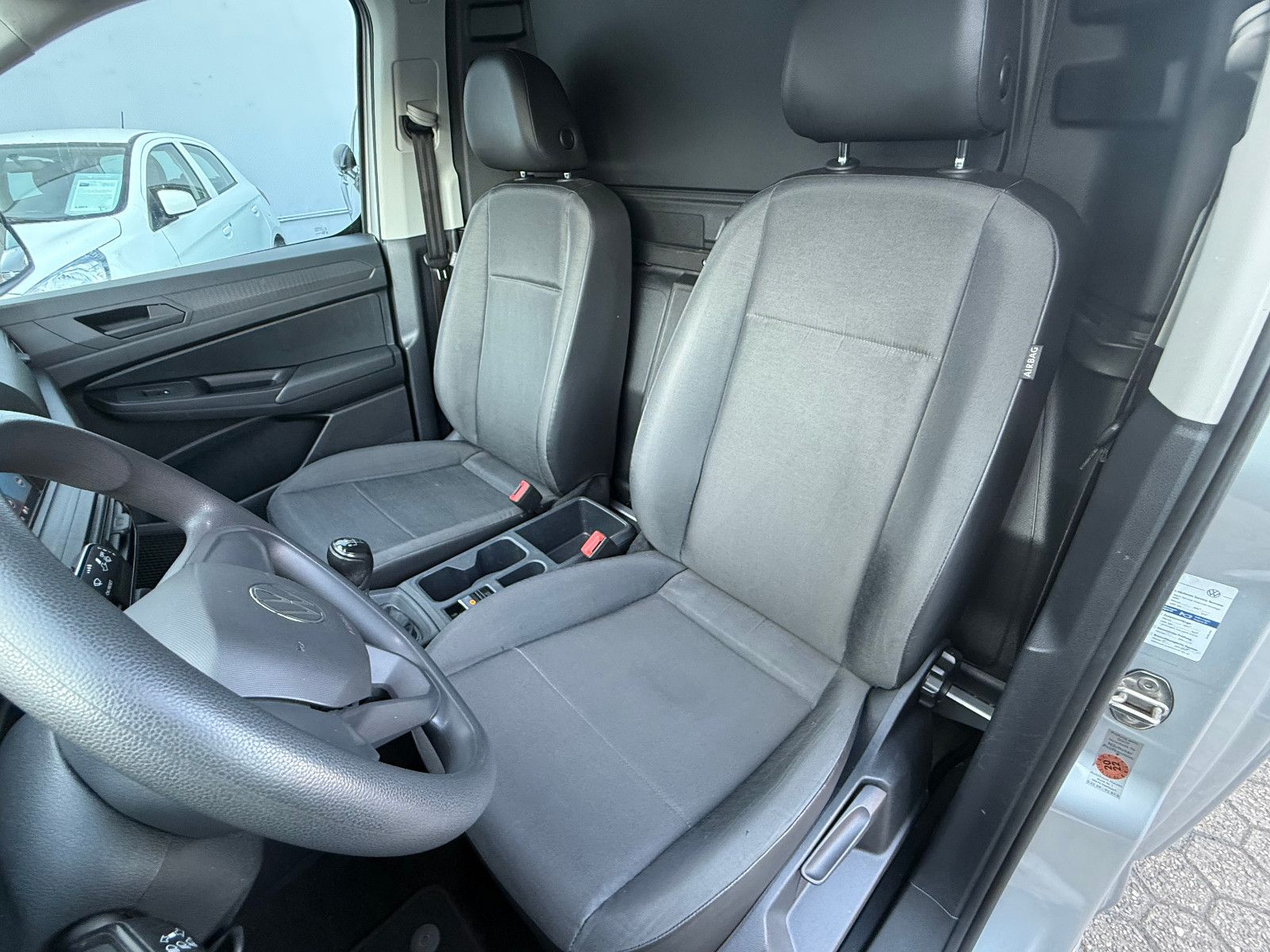 Fahrzeugabbildung Volkswagen Caddy Cargo EcoProfi*Klima*Regalsystem*