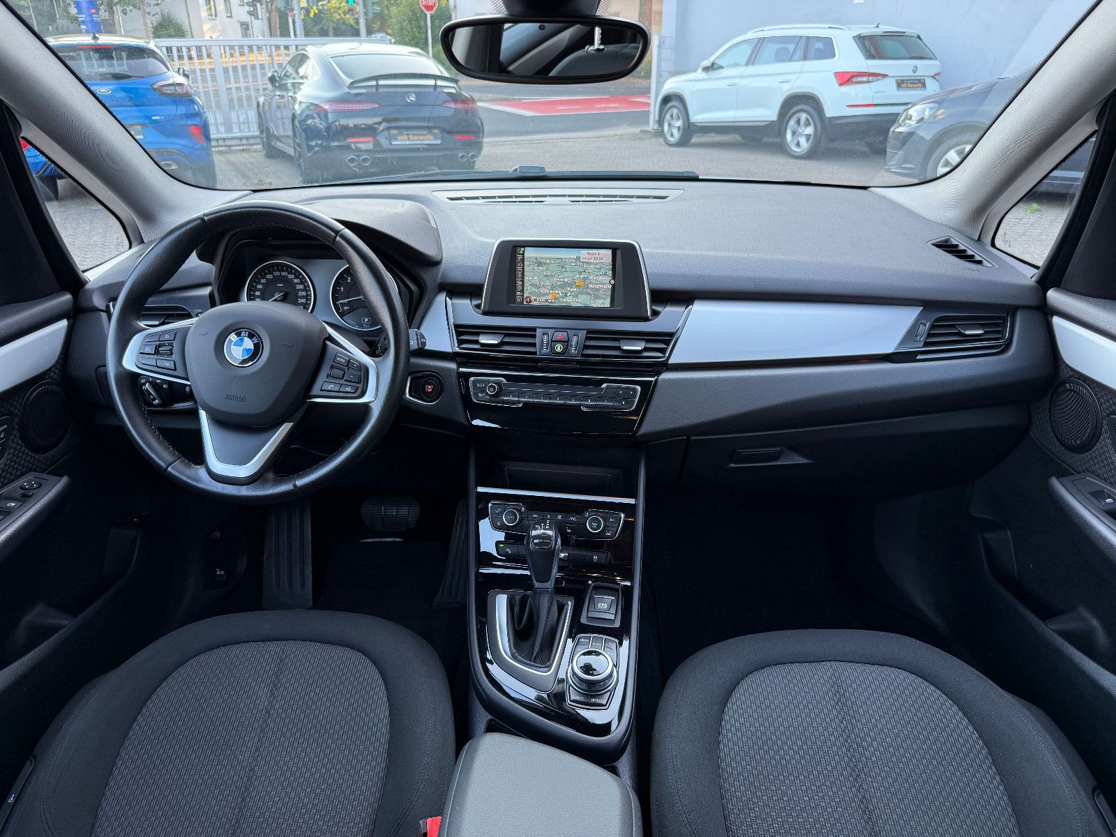 Fahrzeugabbildung BMW 225 Baureihe 2 Active Tourer 225 xe Advantage
