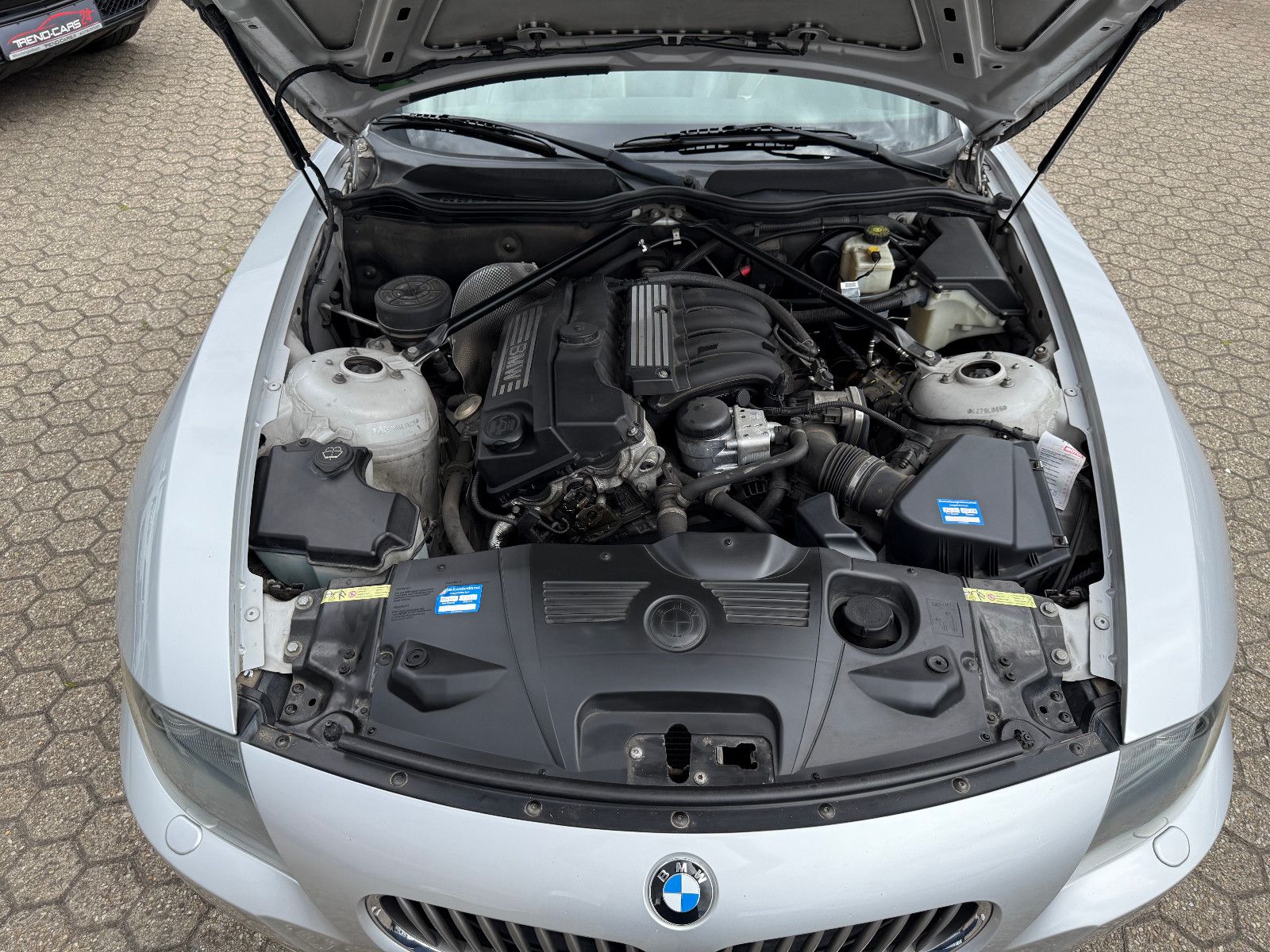 Fahrzeugabbildung BMW Z4 Baureihe Z4 Roadster 2.0i