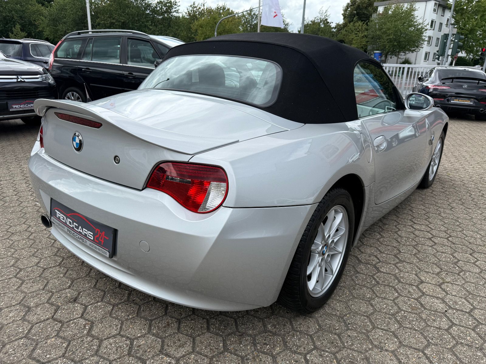 Fahrzeugabbildung BMW Z4 Baureihe Z4 Roadster 2.0i
