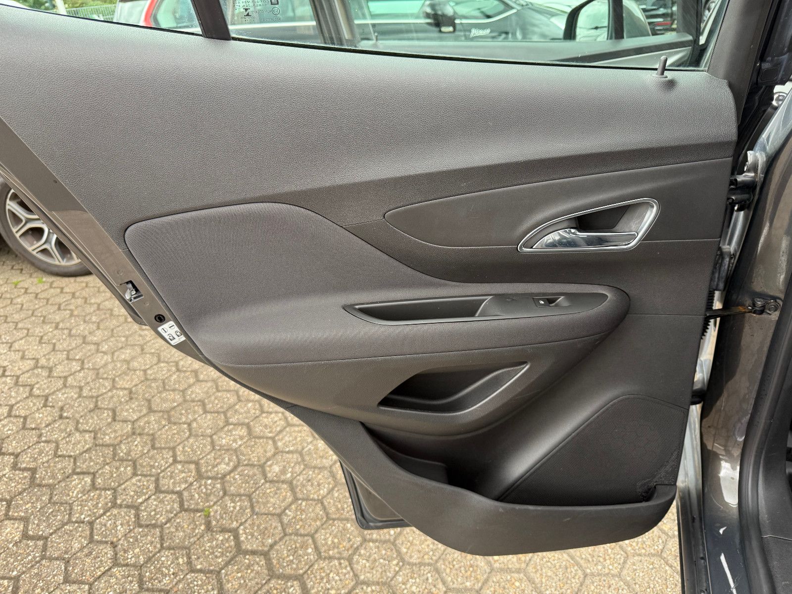 Fahrzeugabbildung Opel Mokka Edition ecoFlex