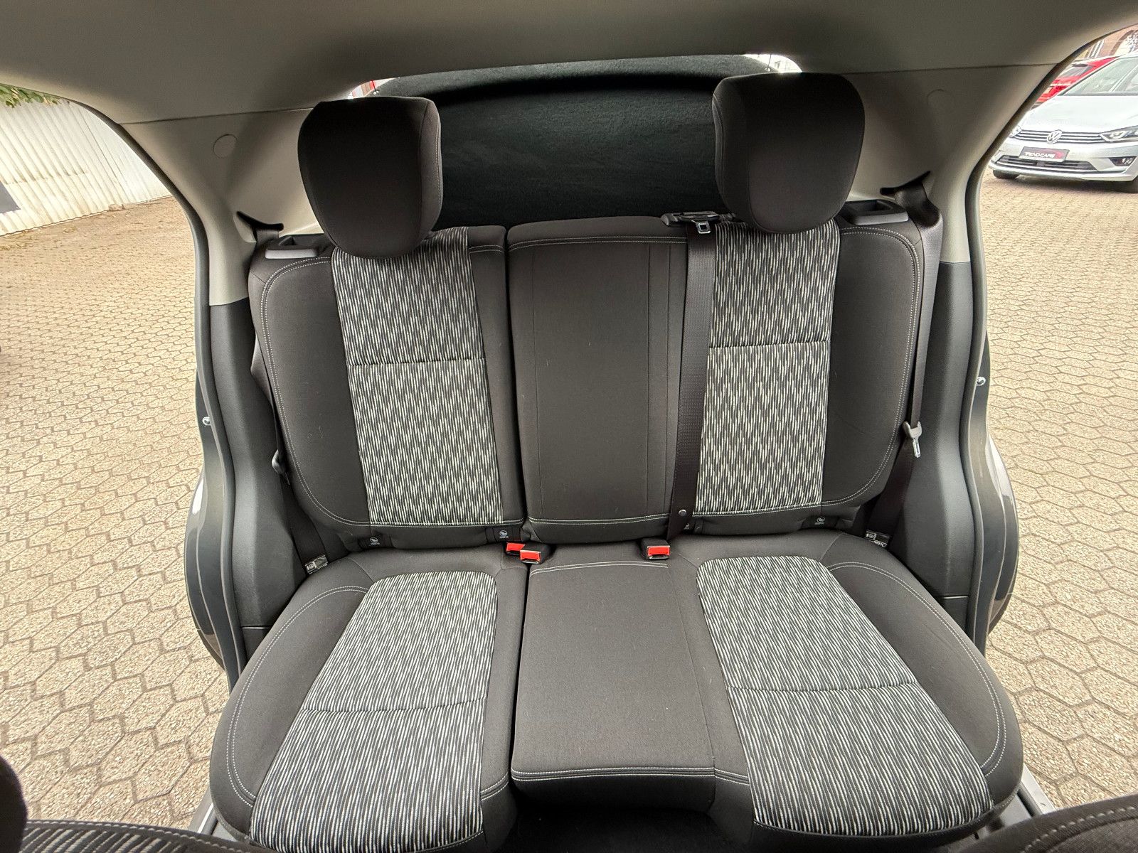 Fahrzeugabbildung Opel Mokka Edition ecoFlex