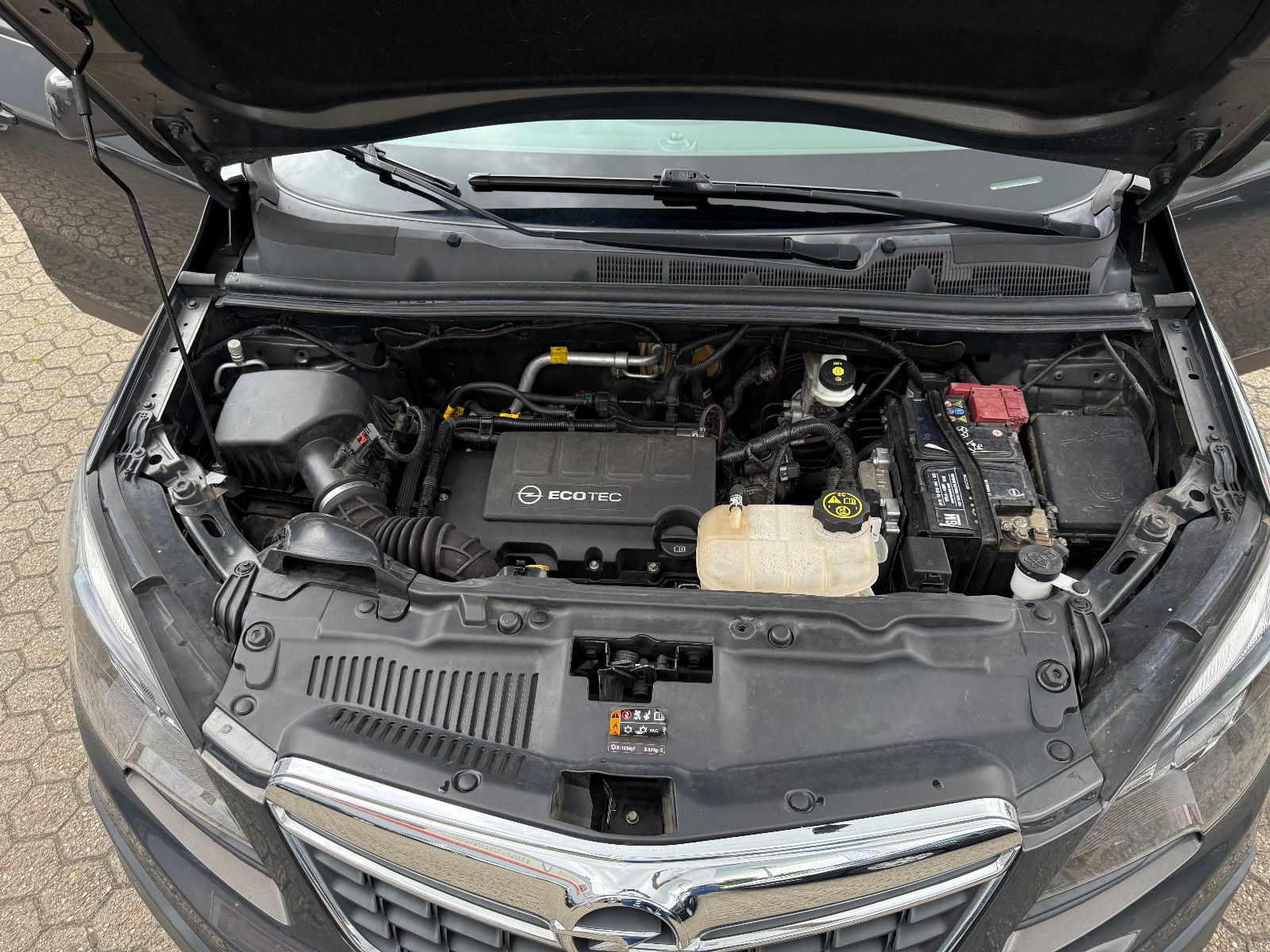 Fahrzeugabbildung Opel Mokka Edition ecoFlex