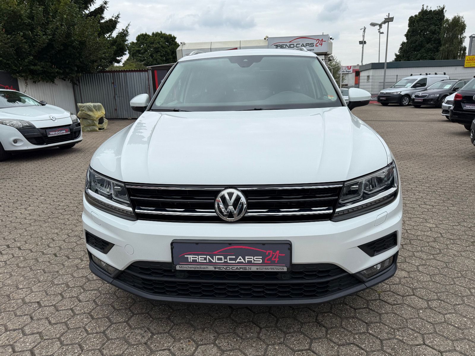 Fahrzeugabbildung Volkswagen Tiguan Sound BMT/Start-Stopp DSG Automatik