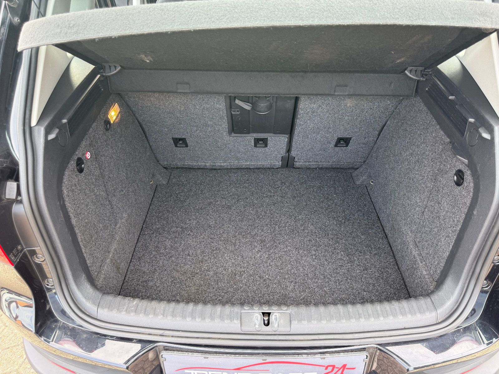 Fahrzeugabbildung Volkswagen Tiguan Trend & Fun BMT