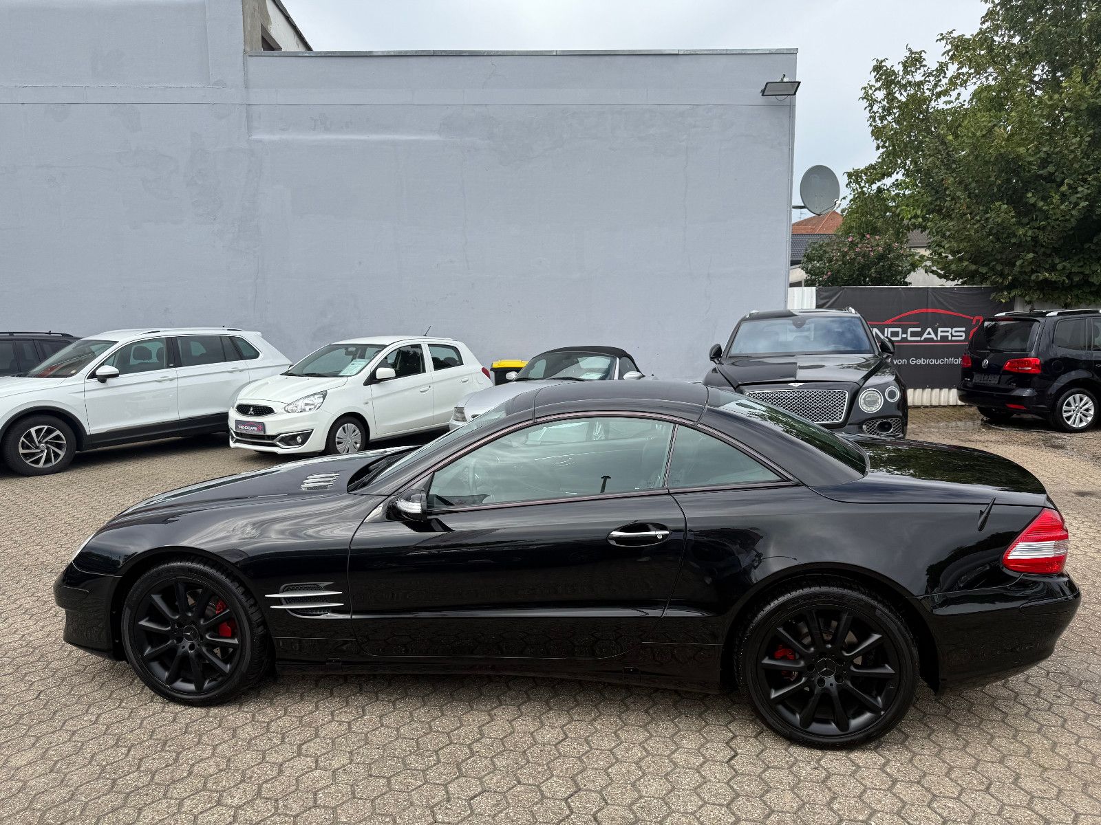 Fahrzeugabbildung Mercedes-Benz SL 350 SPORTPAKET *LEDER* DE FAHRZEUG