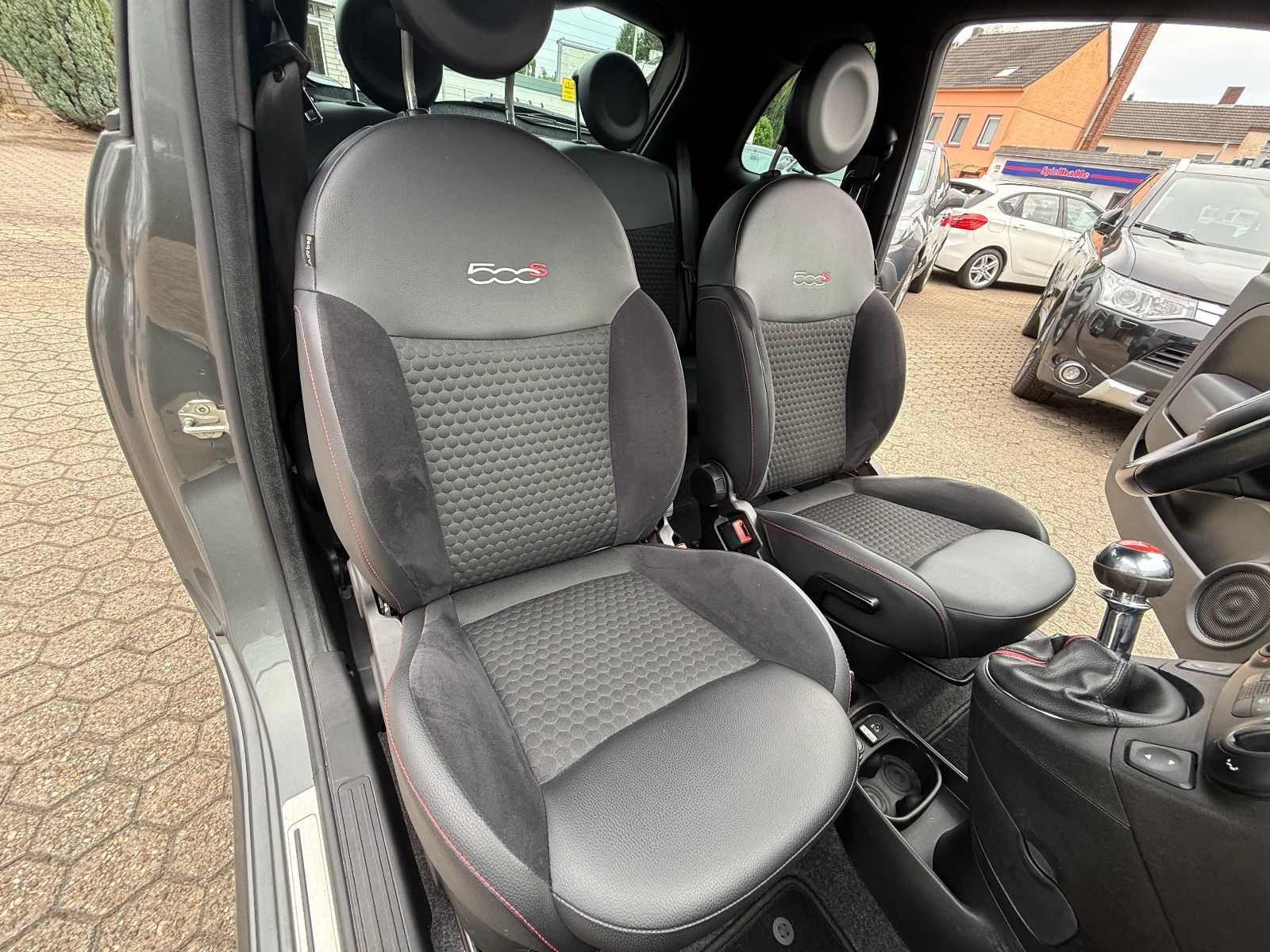 Fahrzeugabbildung Fiat 500 S