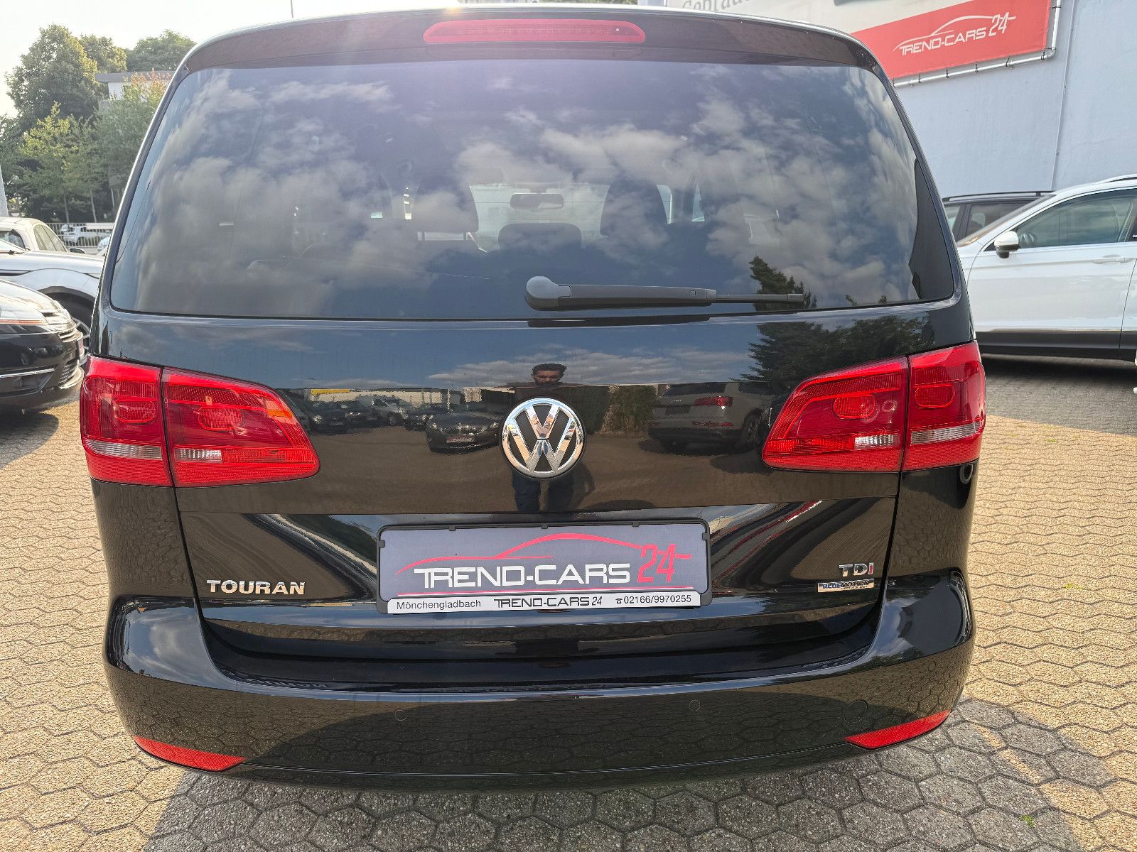 Fahrzeugabbildung Volkswagen Touran Style BMT*Tempomat*Navi*7 Sitzer*